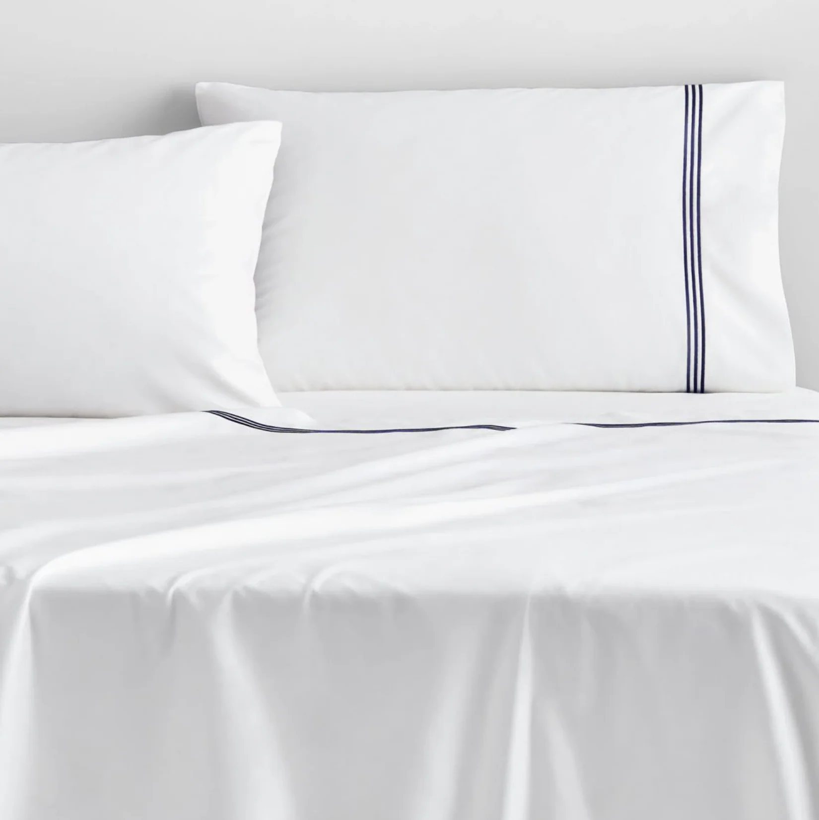1200 Thread Count Palais Pillowcase Pair - Image 2