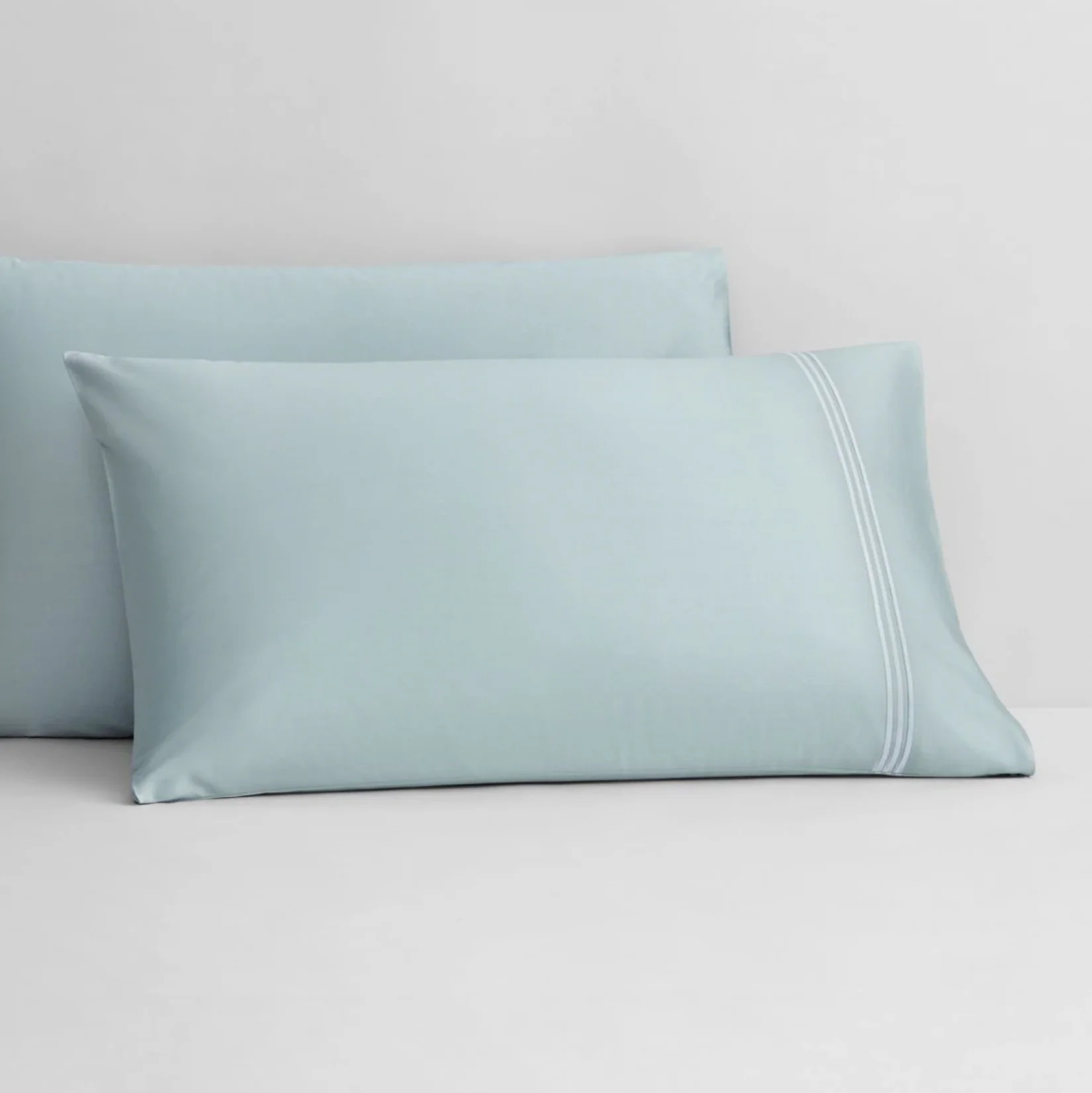 1200 Thread Count Palais Pillowcase Pair - Image 7