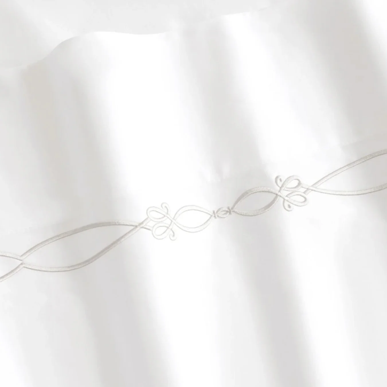 1200 Thread Count Palais Trellis Flat Sheet - Image 3