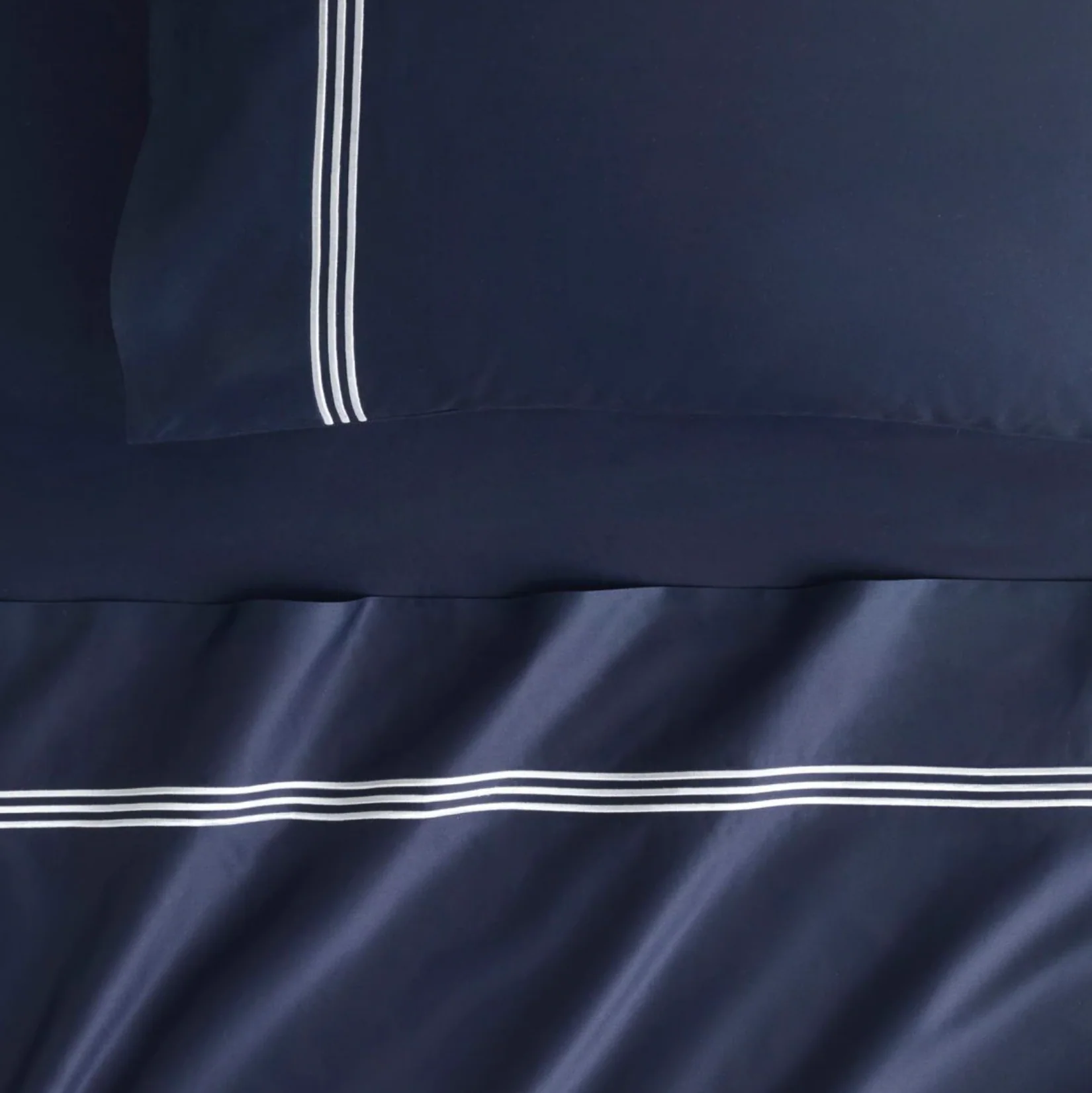 1200 Thread Count Palais Flat Sheet - Image 3