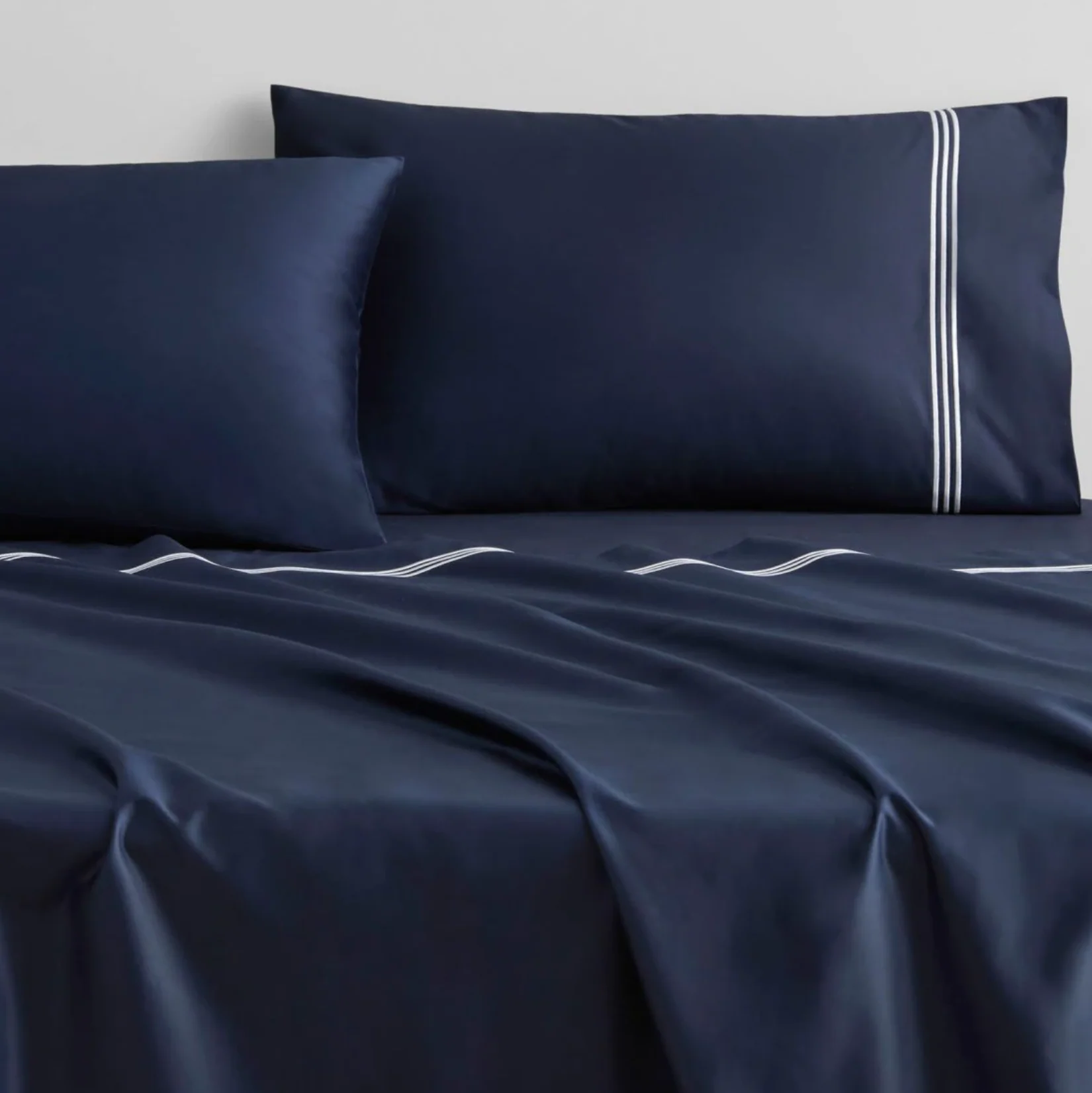 1200 Thread Count Palais Flat Sheet - Image 4
