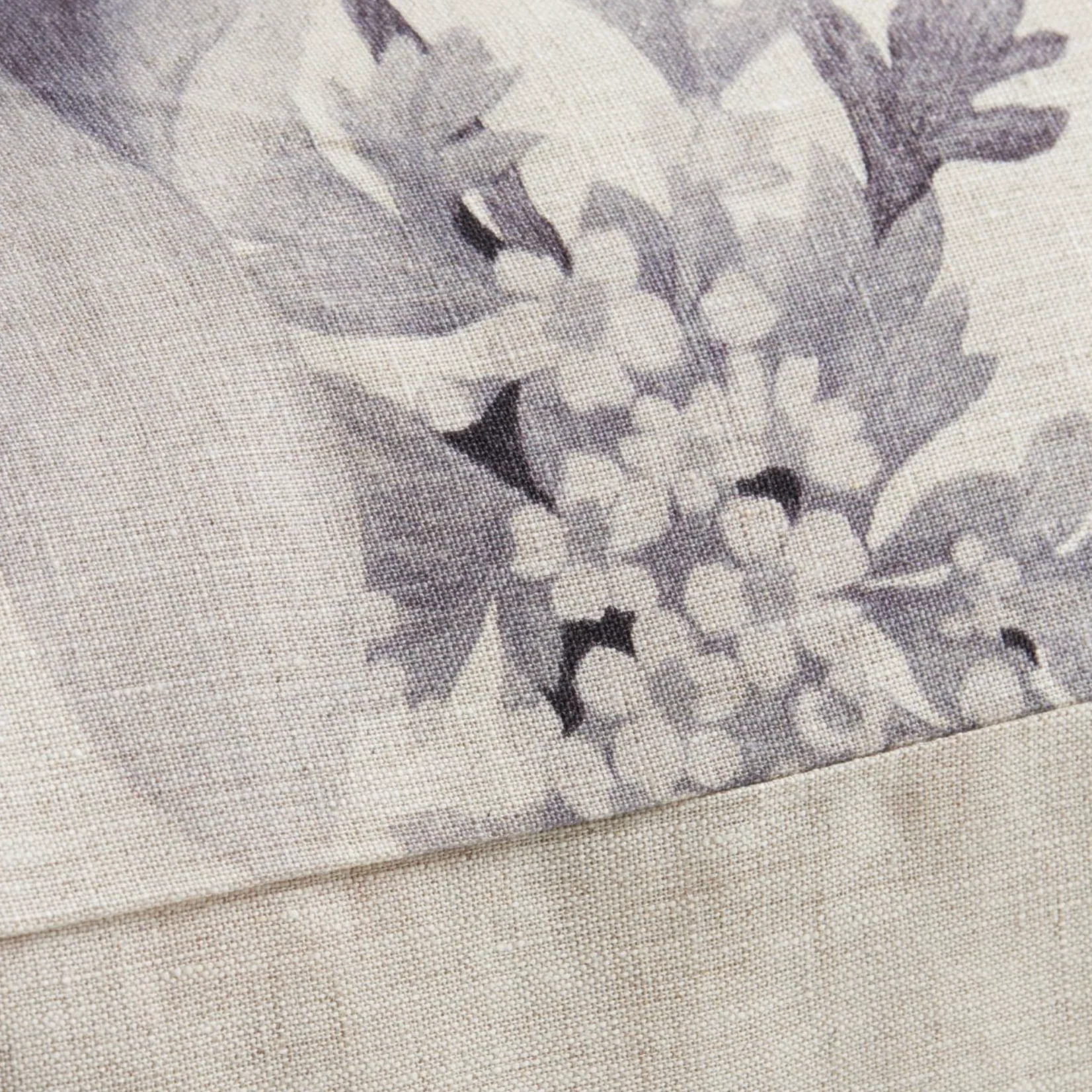 Abbotson European Flax Linen Flora Breakfast Cushion - Image 4