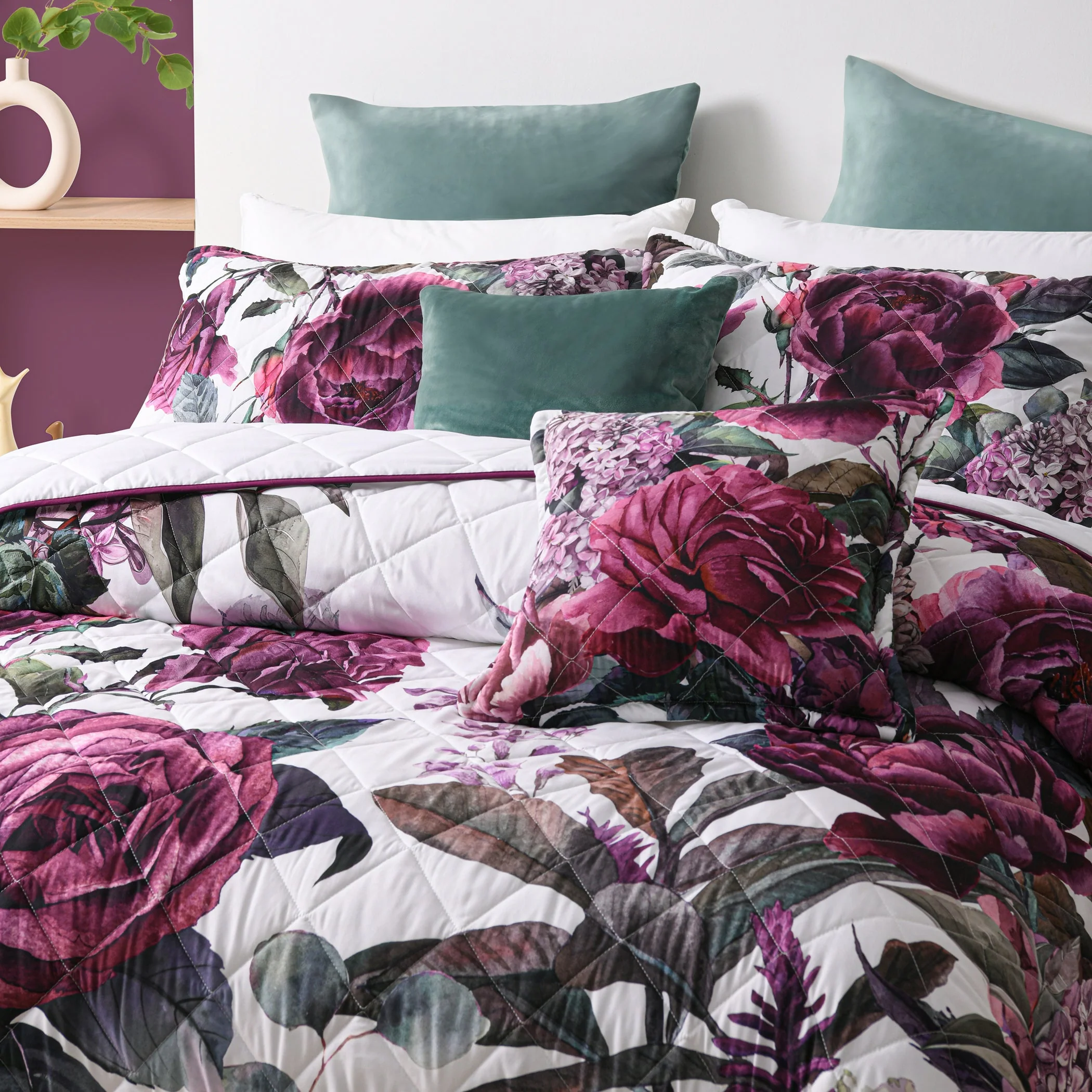 Abigail Bedspread Set Berry - Image 2