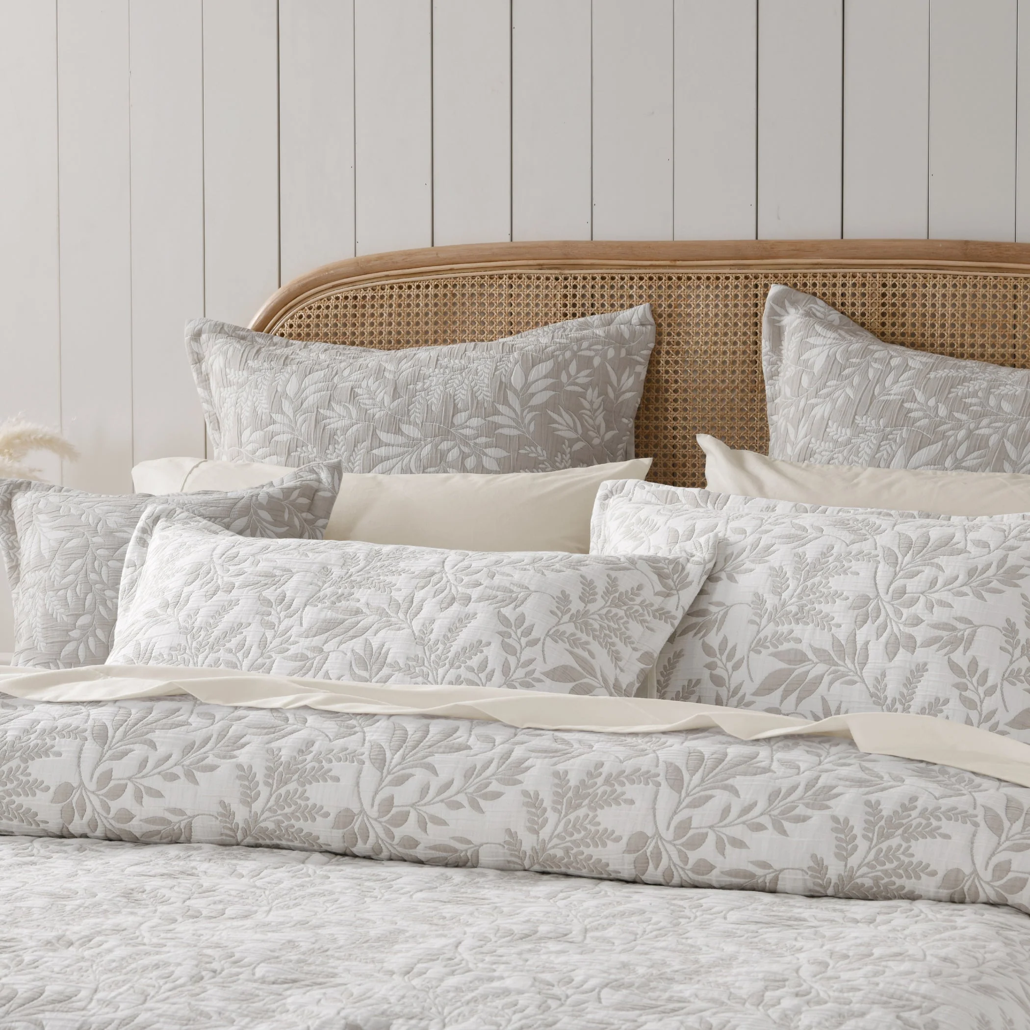 Amelia Bedspread Set Taupe - Image 2