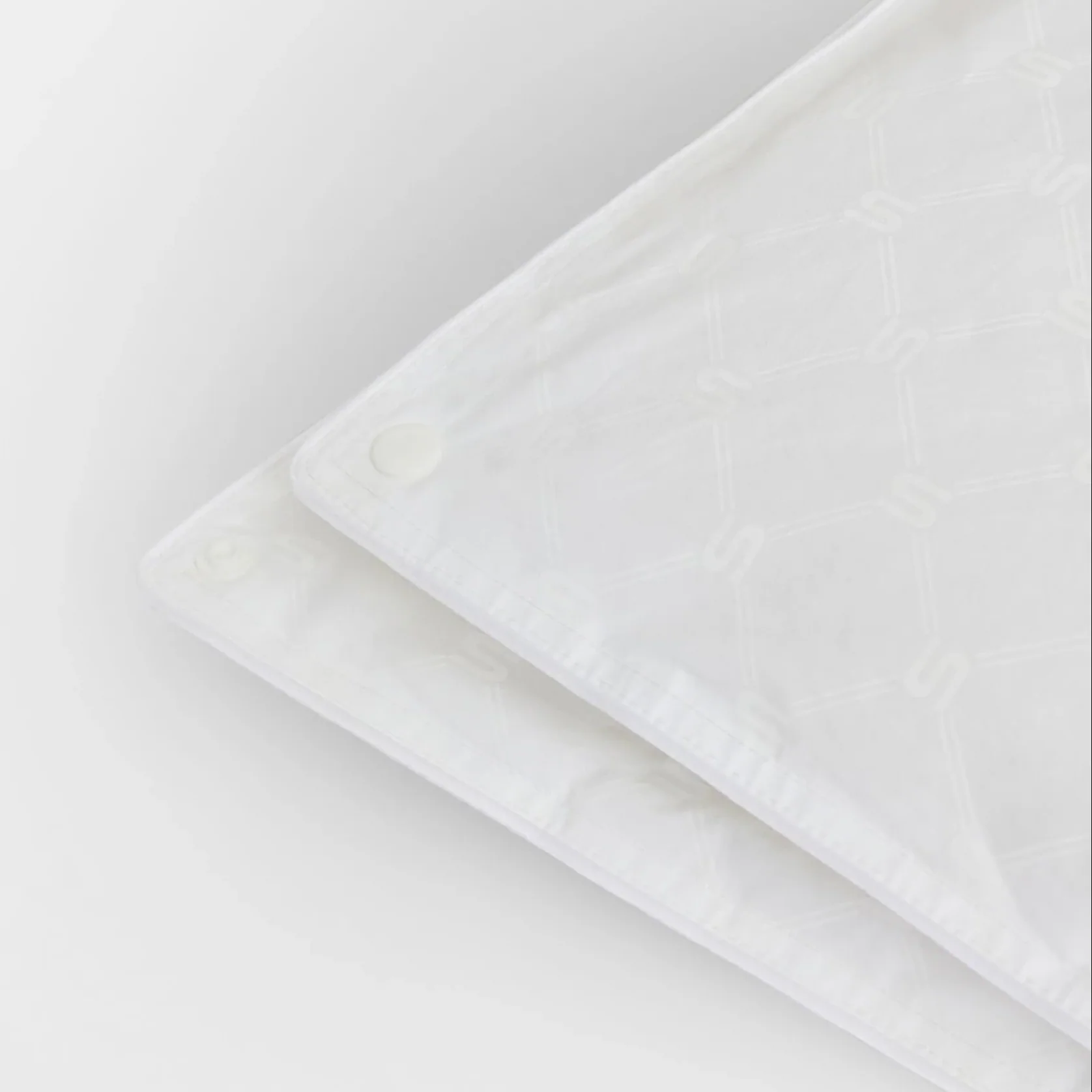 Australian Wool Washable Medium Quilt - Image 3
