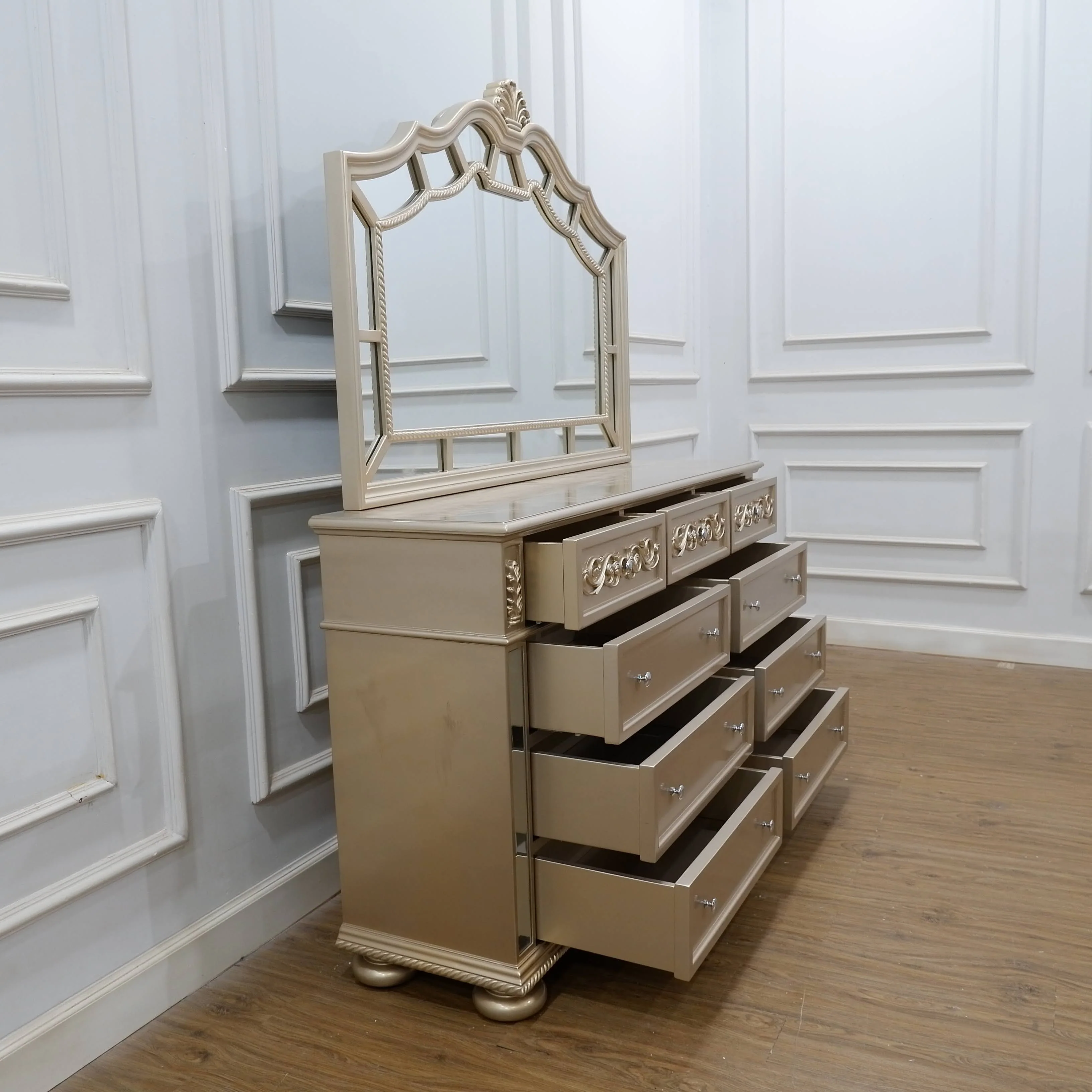 Azha Dressing Table - Image 2