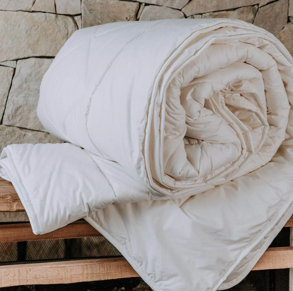 Superior Wool Quilt - Image 3