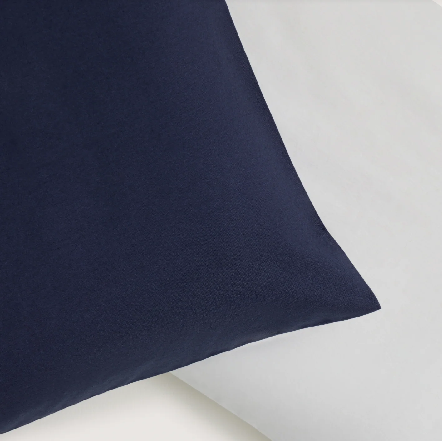 Bayley Travel Pillowcase Set - Image 2