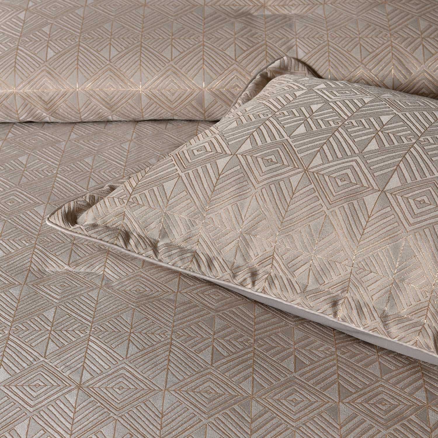 Bellagio Comforter Set Gold - Image 3