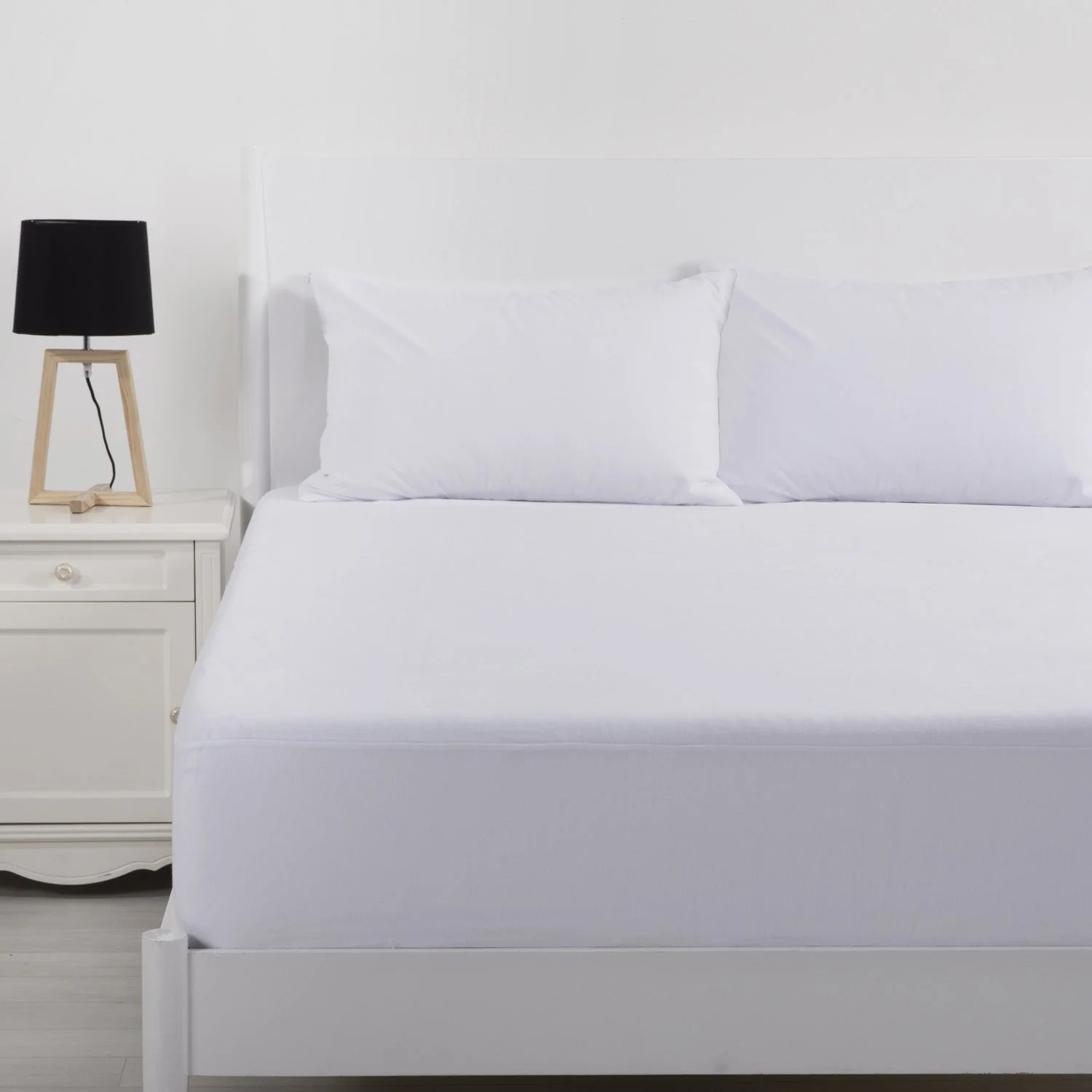 Velour Touch Waterproof Mattress Protector - Image 3