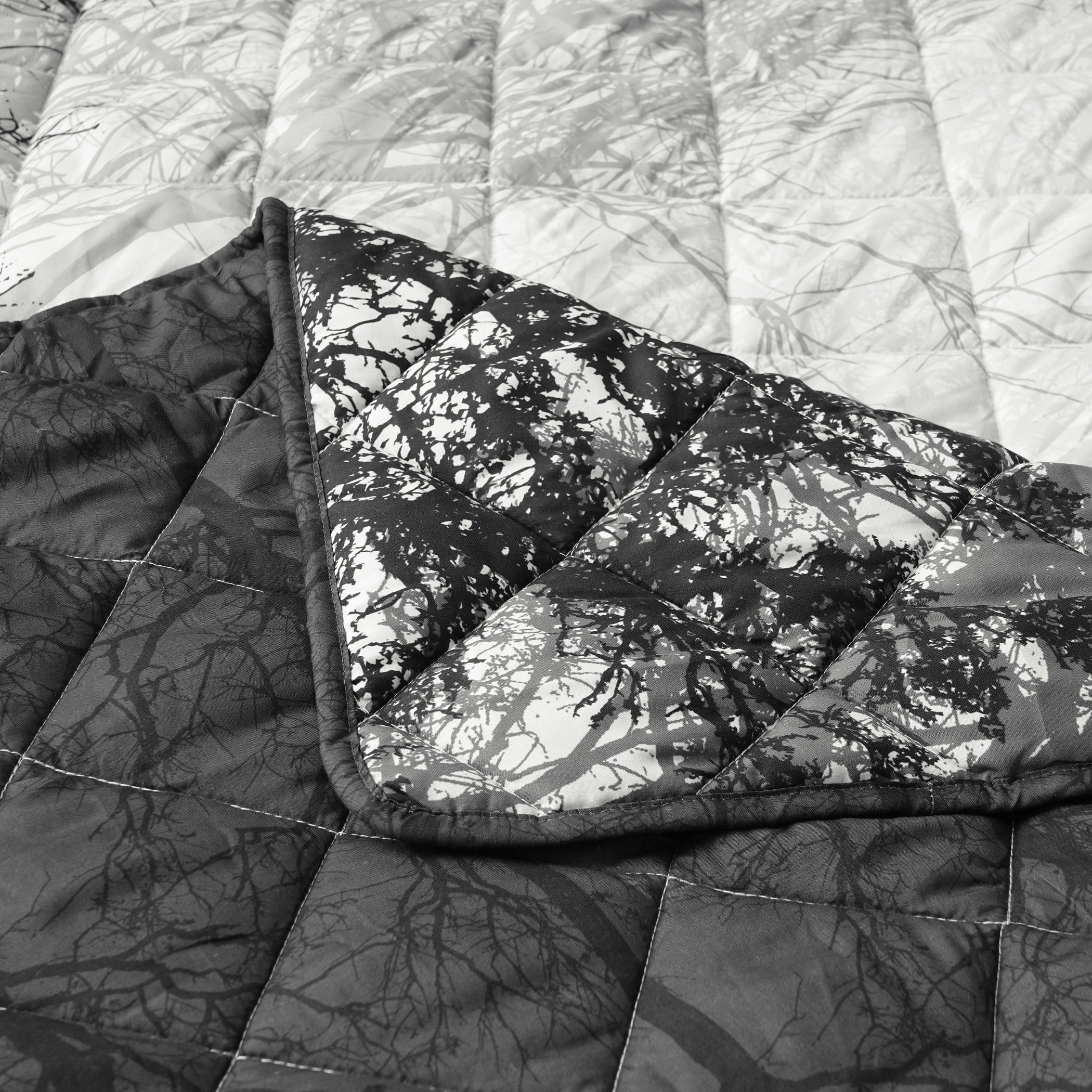Boscage Coverlet Set Black - Image 4