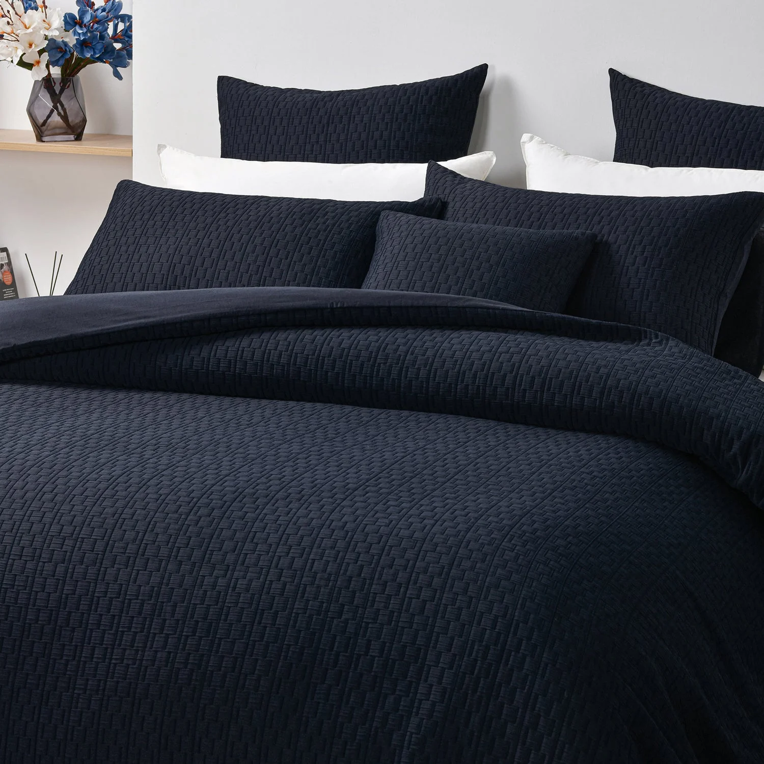 Burleigh Quilt Cover Set Ink - Image 2