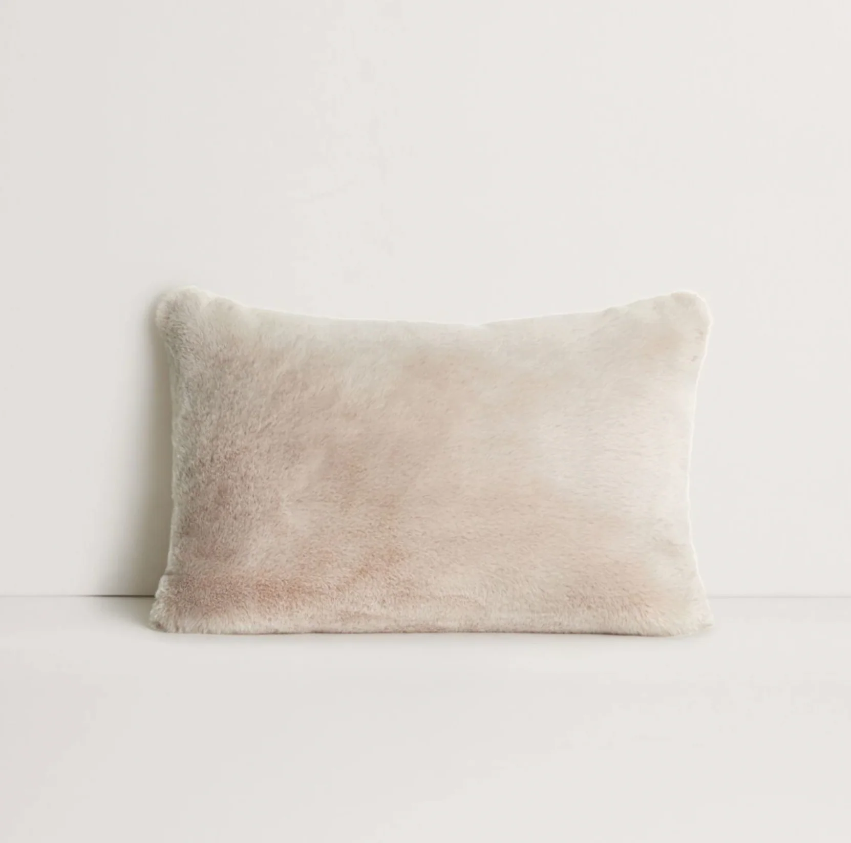 Carlson Breakfast Cushion - Image 2