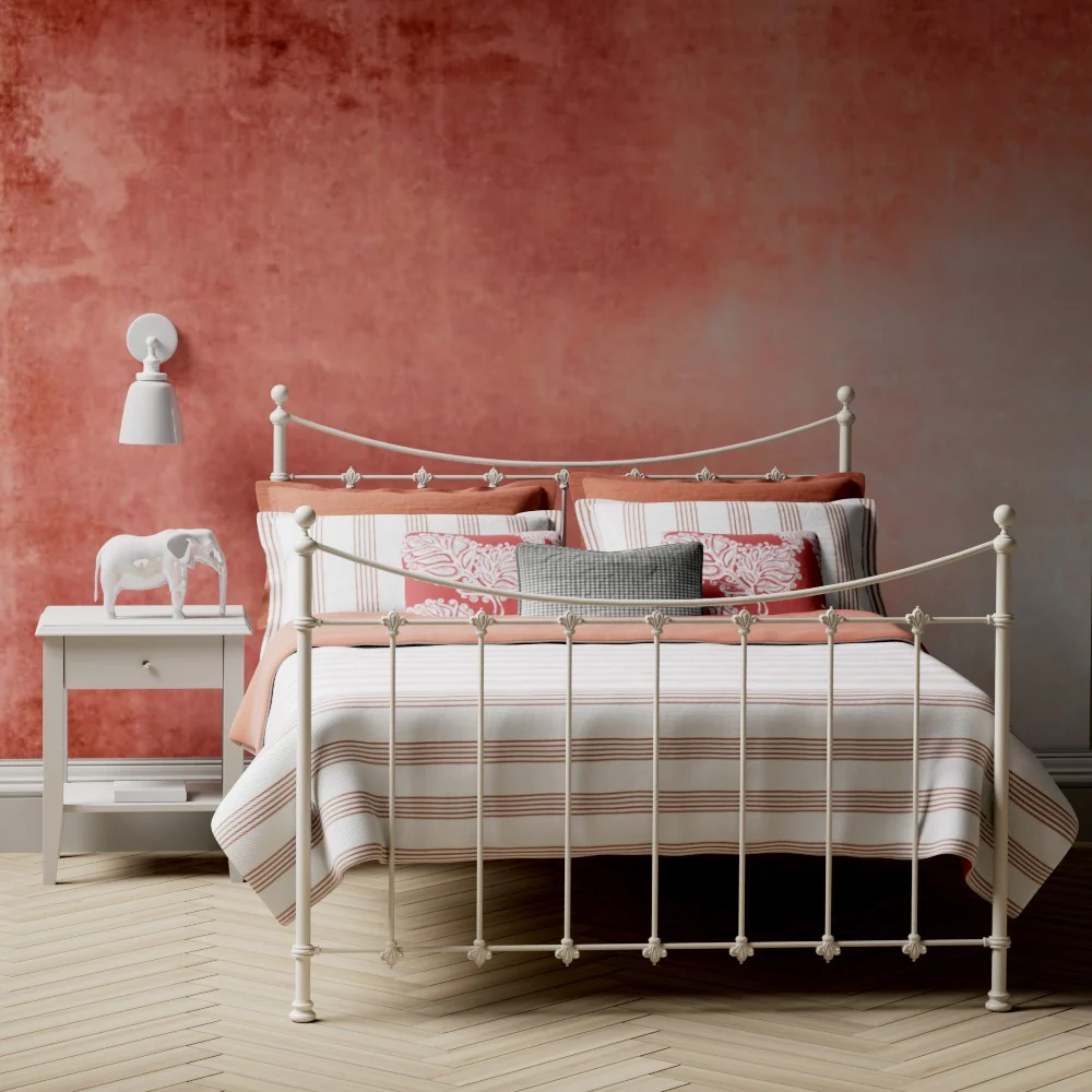 Chatsbury Cast Iron Bed Frame - Image 3
