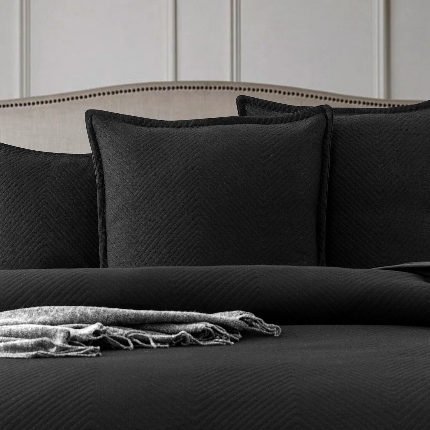 Chevron Quilt Cover Set - Image 4