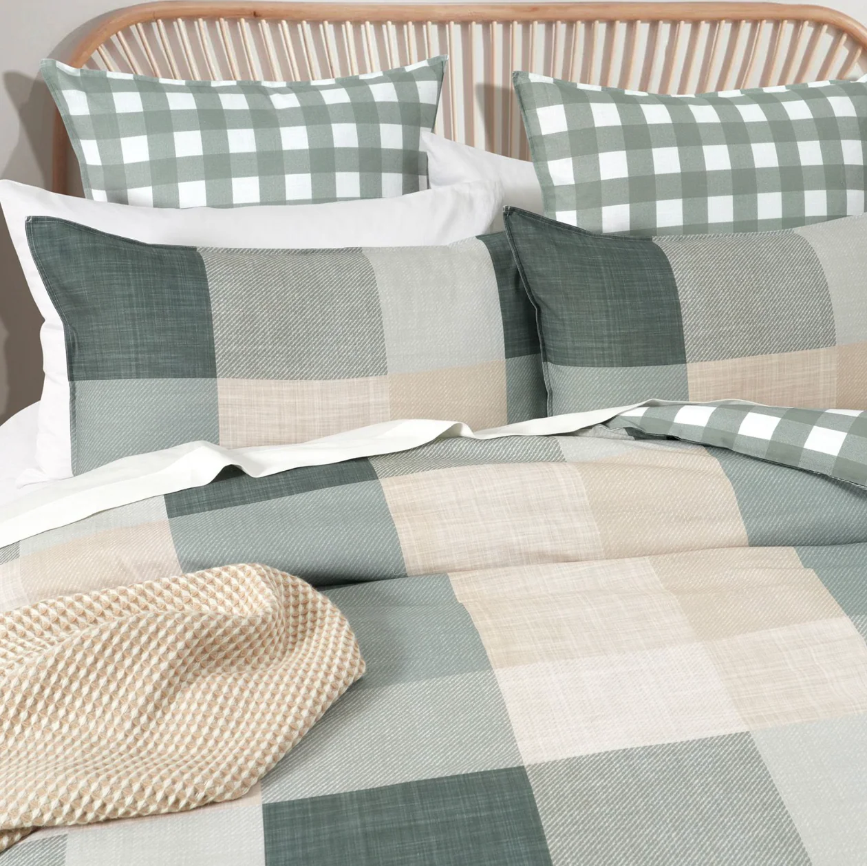 Cooper Checks Quilt Cover Set - Image 2