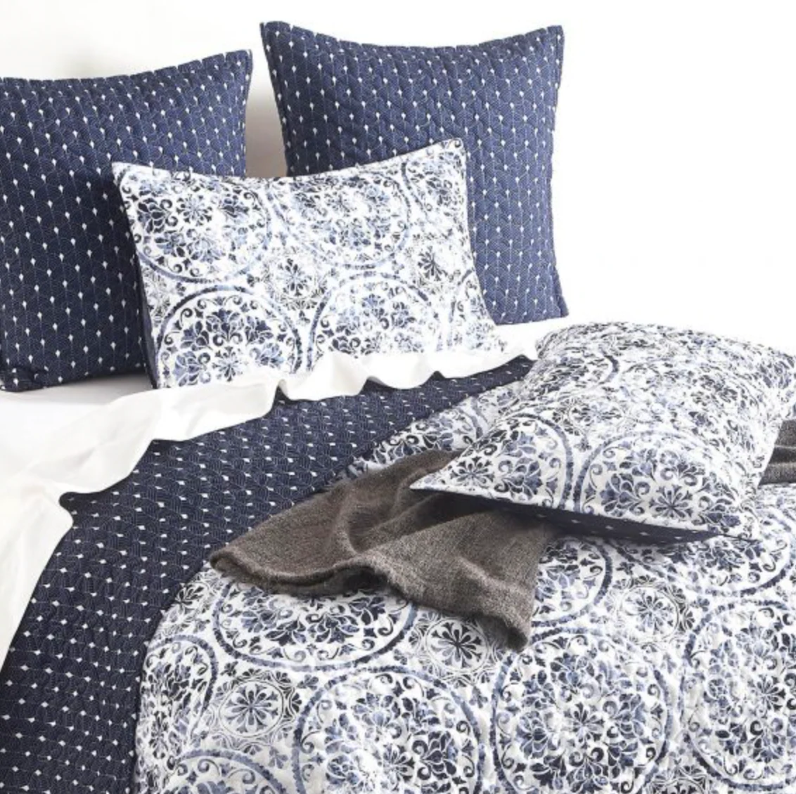 Delos Quilted Reversible Coverlet Set - Image 3