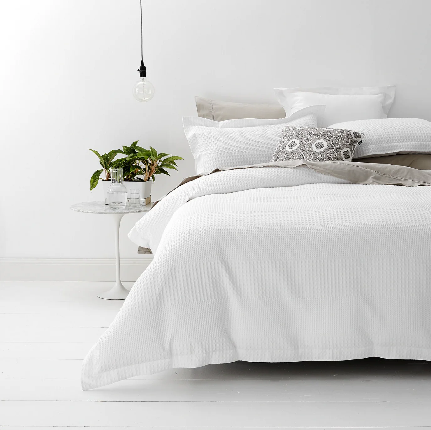 Elegance Quilt Cover Set - Image 2