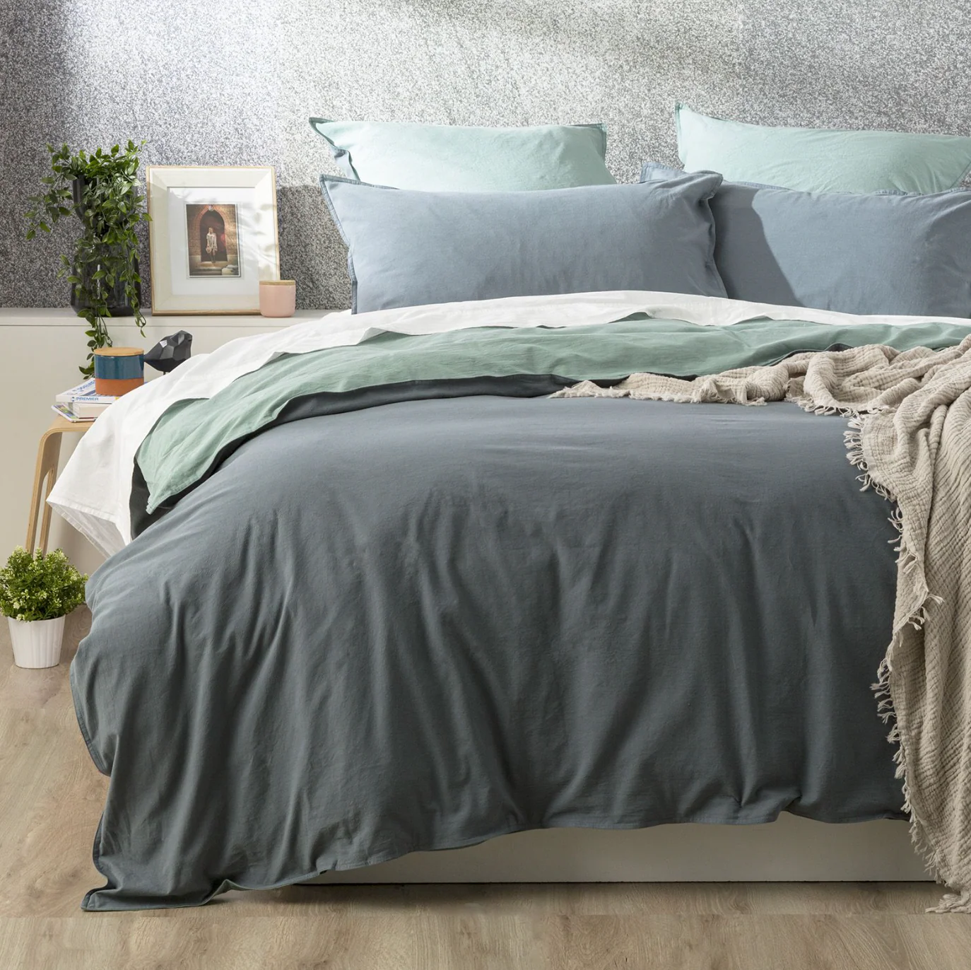 Essentials Quilt Cover Set - Image 10