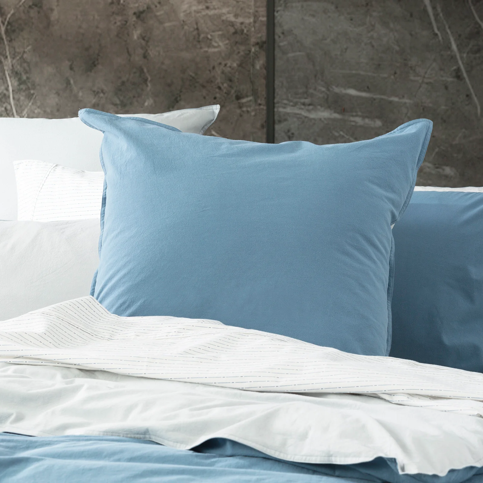 Essentials Quilt Cover Set - Image 20