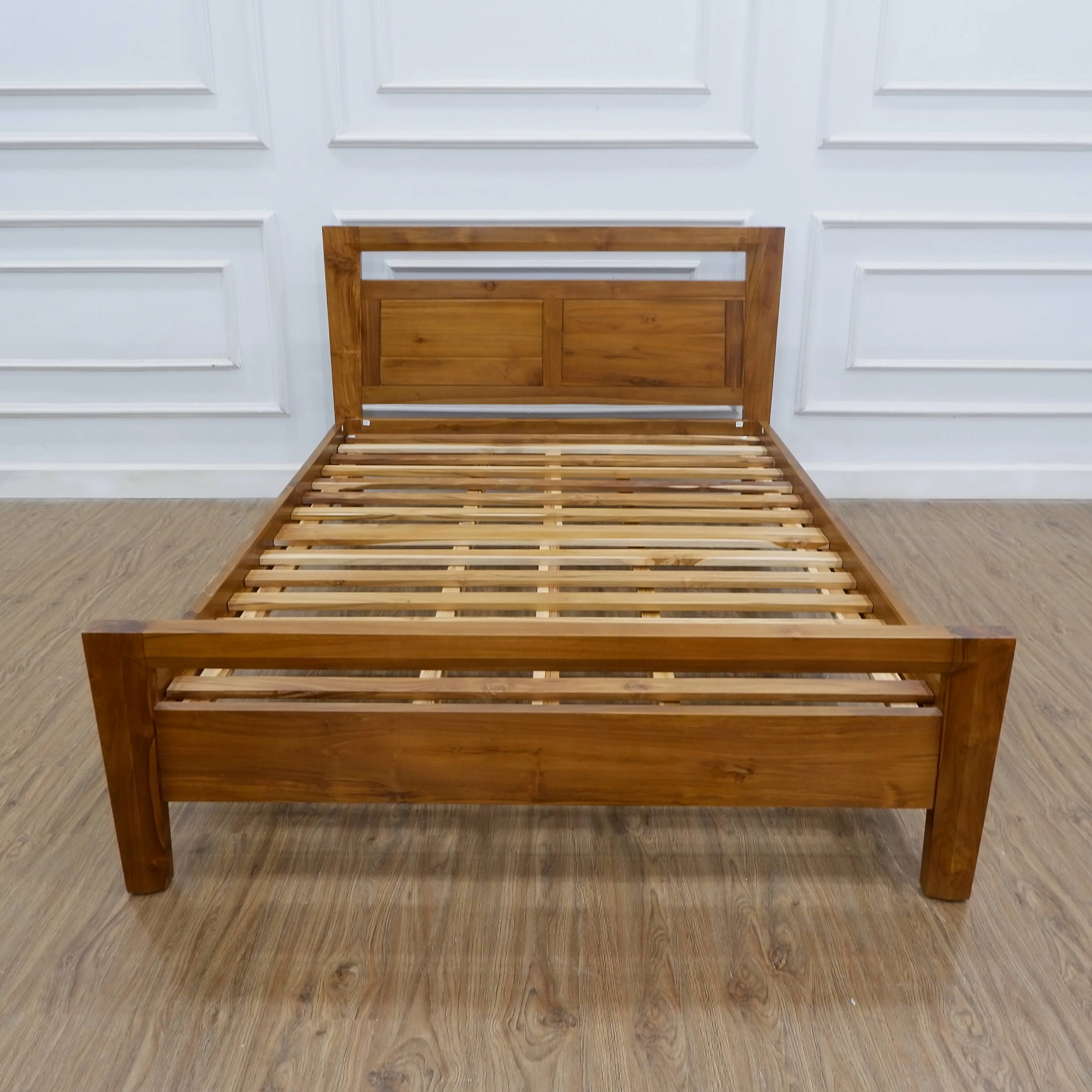 Felipe Wood Bed Frame - Image 4