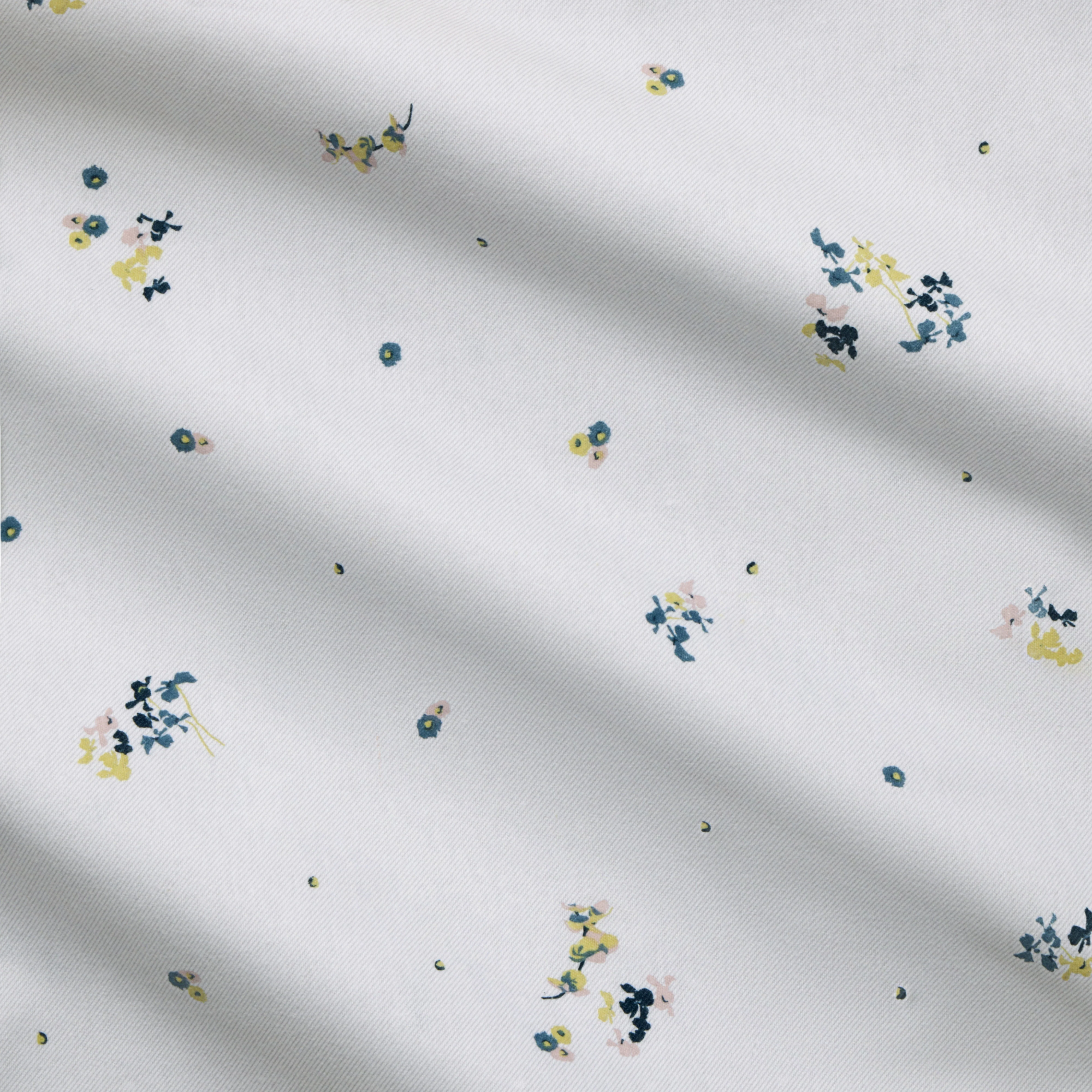 Flannelette Flower Field Sheet Set - Image 3