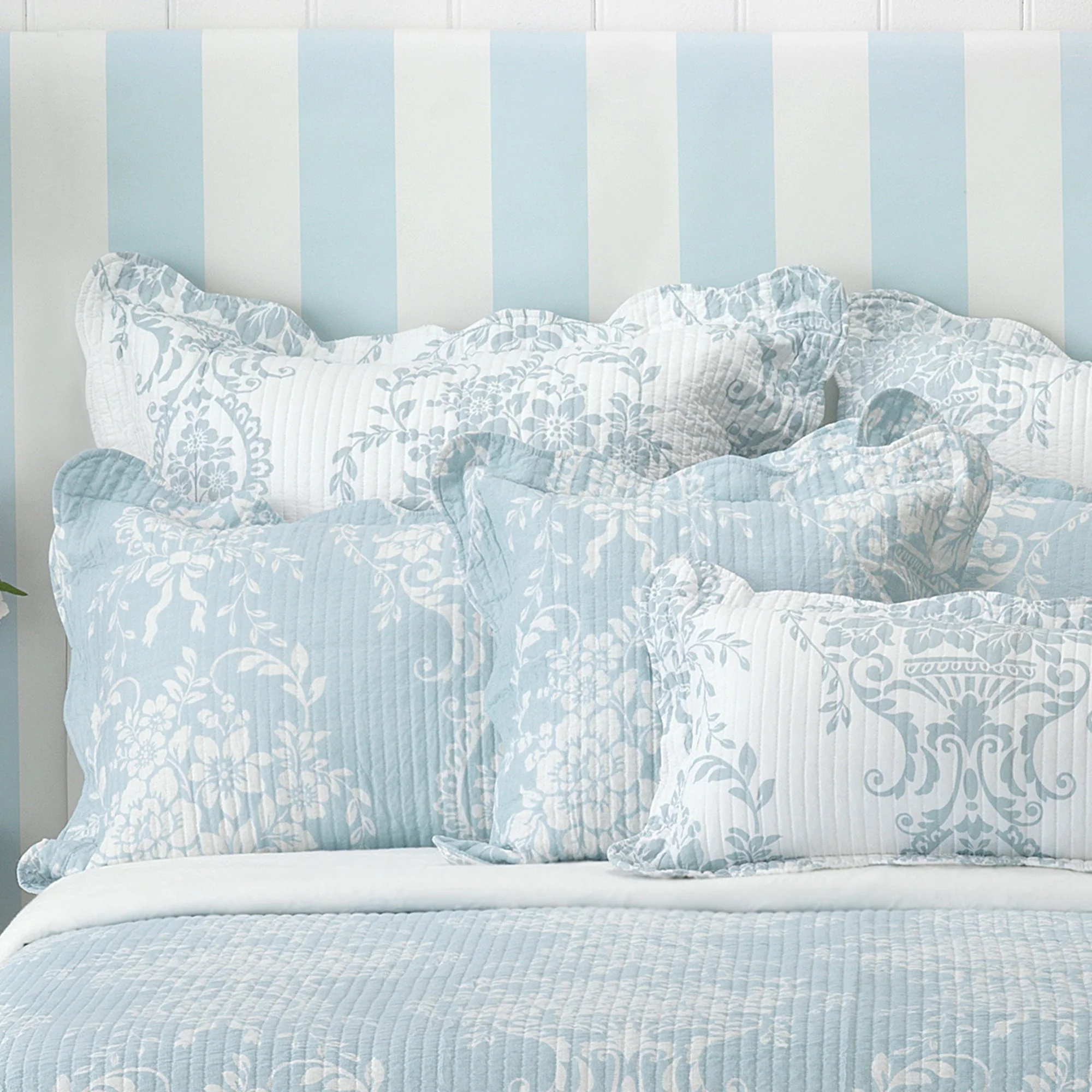 Florence Bedspread Set Blue - Image 3