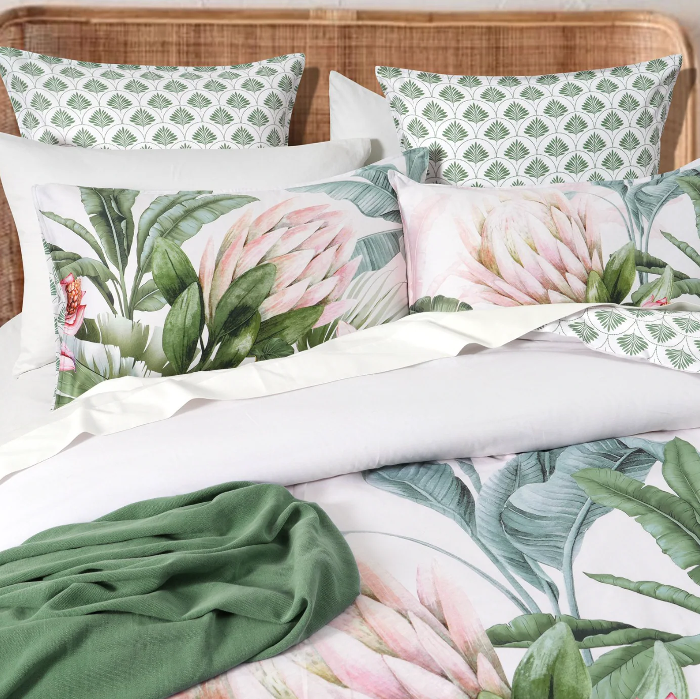 Gardenia Quilt Cover Set - Image 2