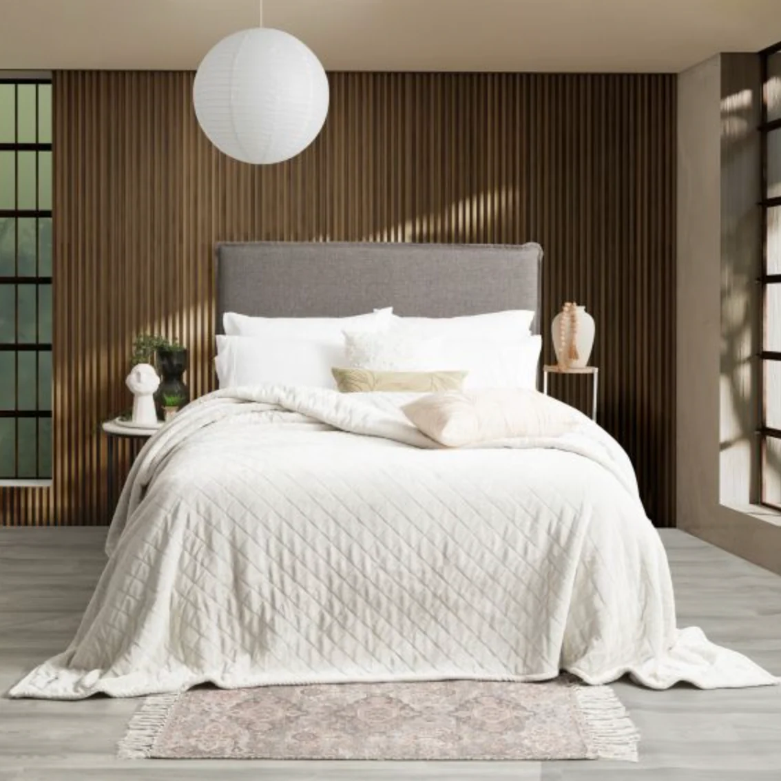 Heston Ultra Soft Velvet Sherpa Blanket - Image 3