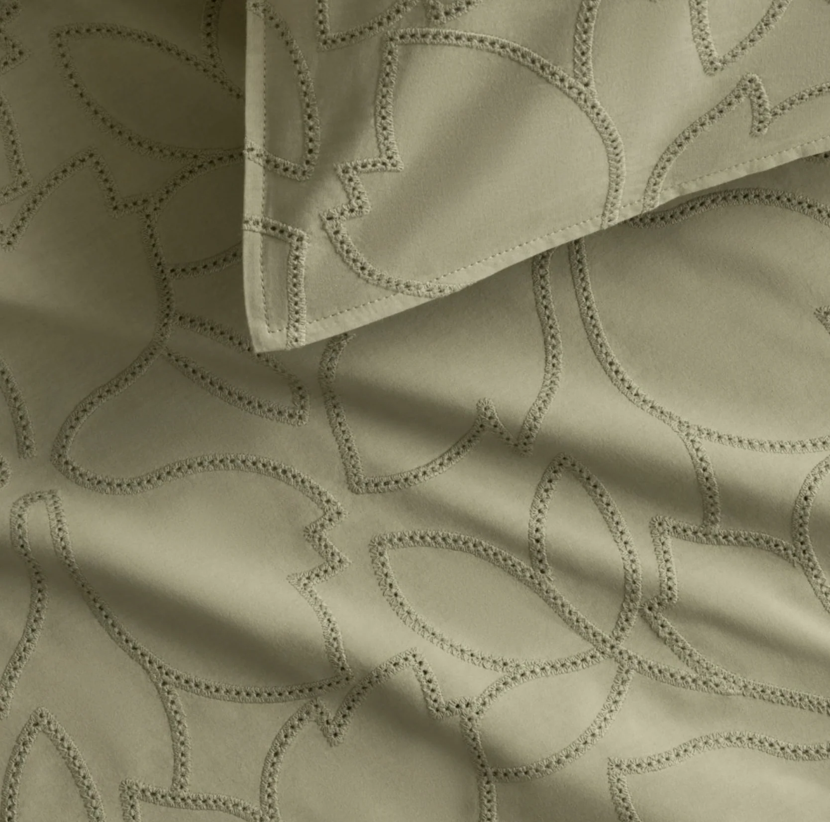 Jaymes Quilt Cover - Image 4