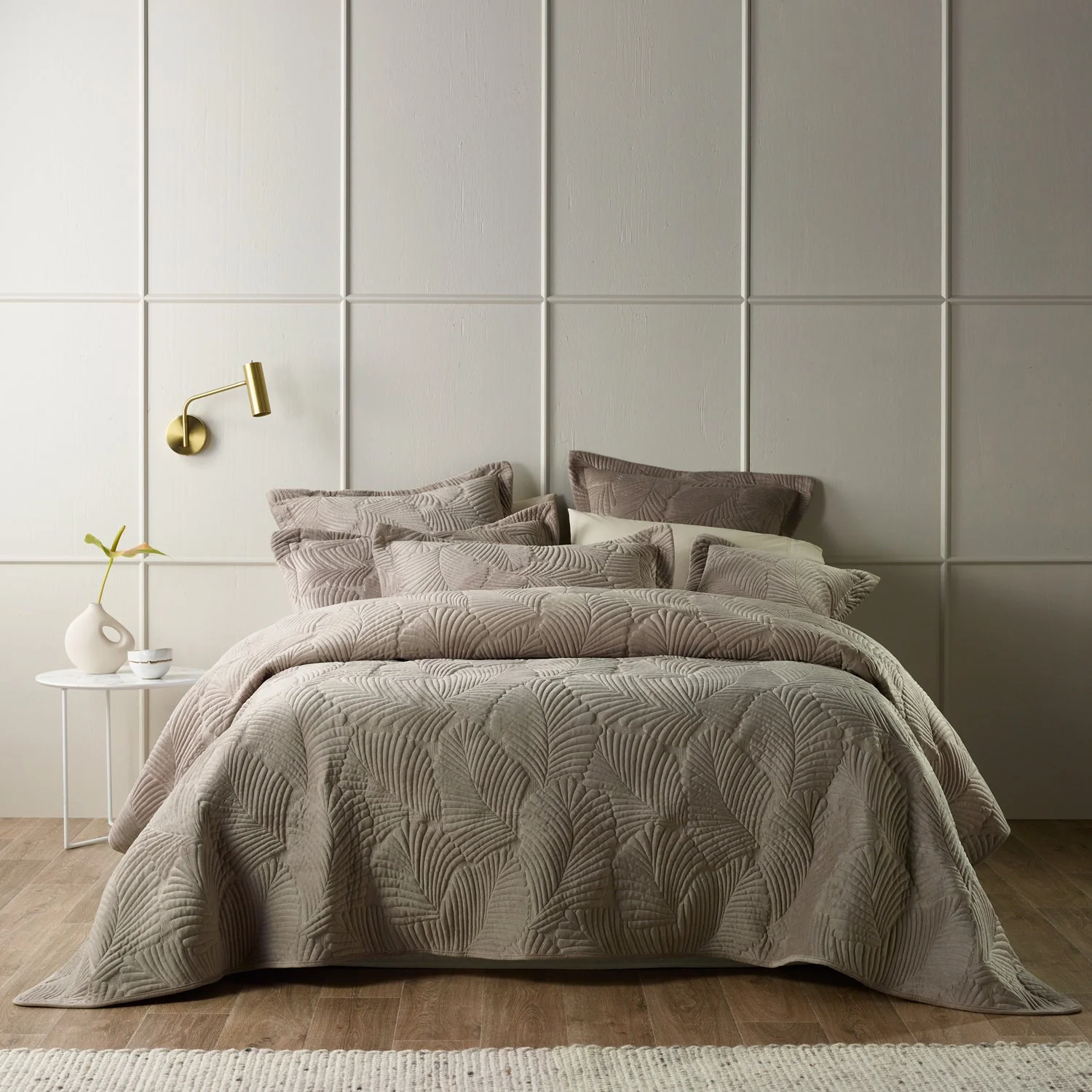 Kairo Coverlet Set Champagne