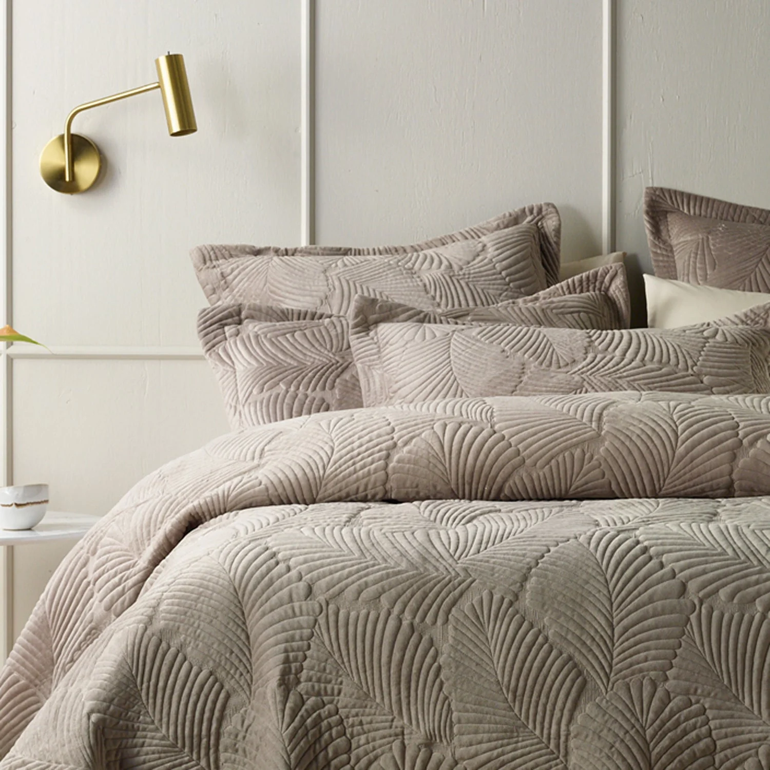 Kairo Coverlet Set Champagne - Image 2