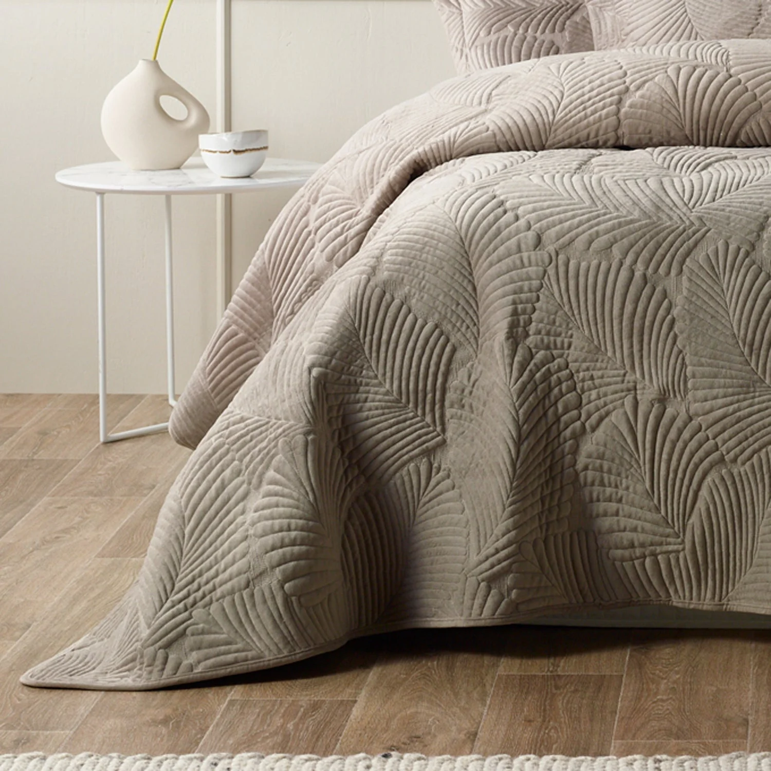Kairo Coverlet Set Champagne - Image 3