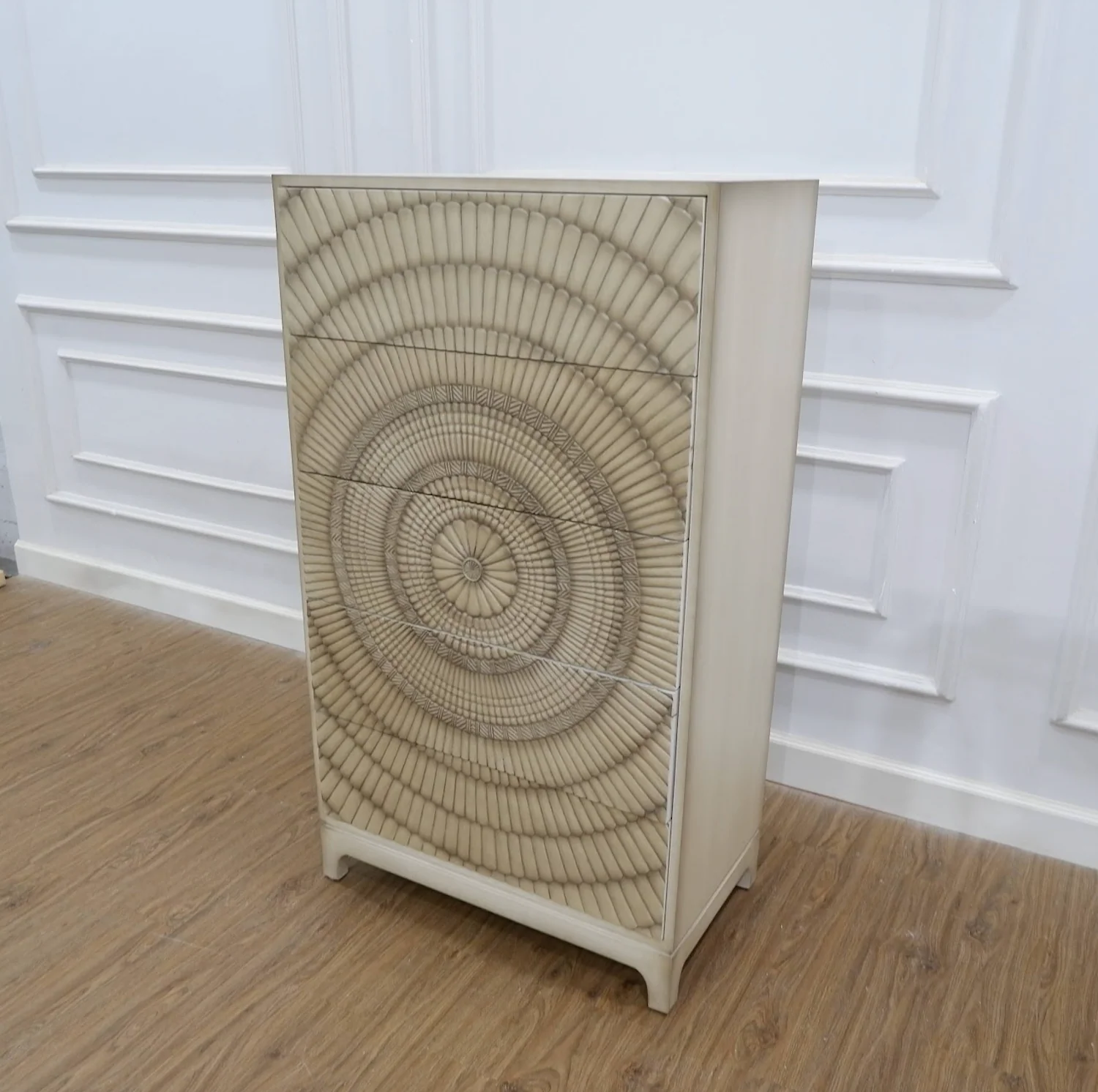 Kamalah Chest Of Drawers - Image 4