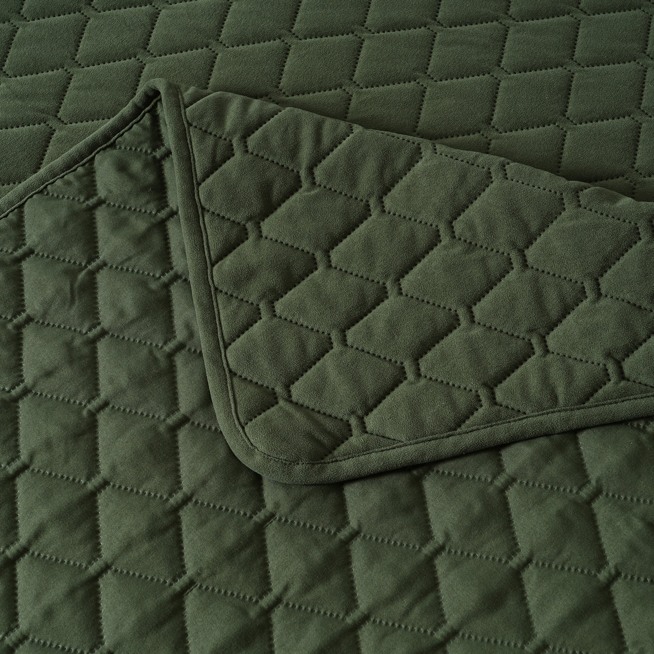 Lester Coverlet Set - Image 4