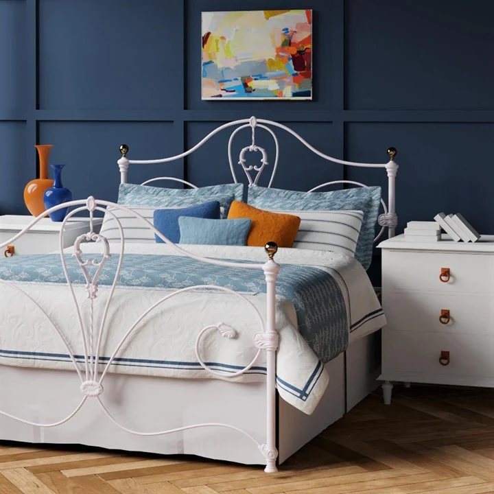 Melbourne Cast Iron Bed Frame - Image 3