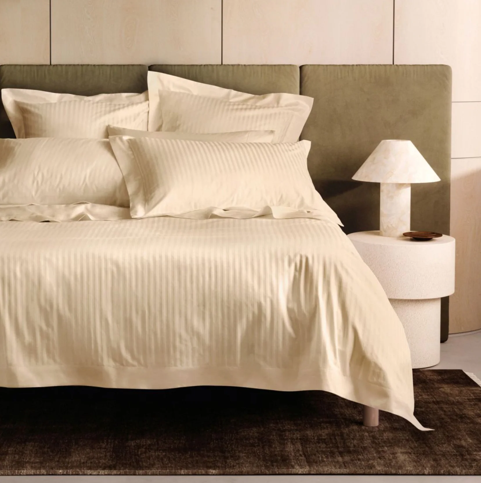 1200 Thread Count Millennia Tailored Quilt Cover - Image 3