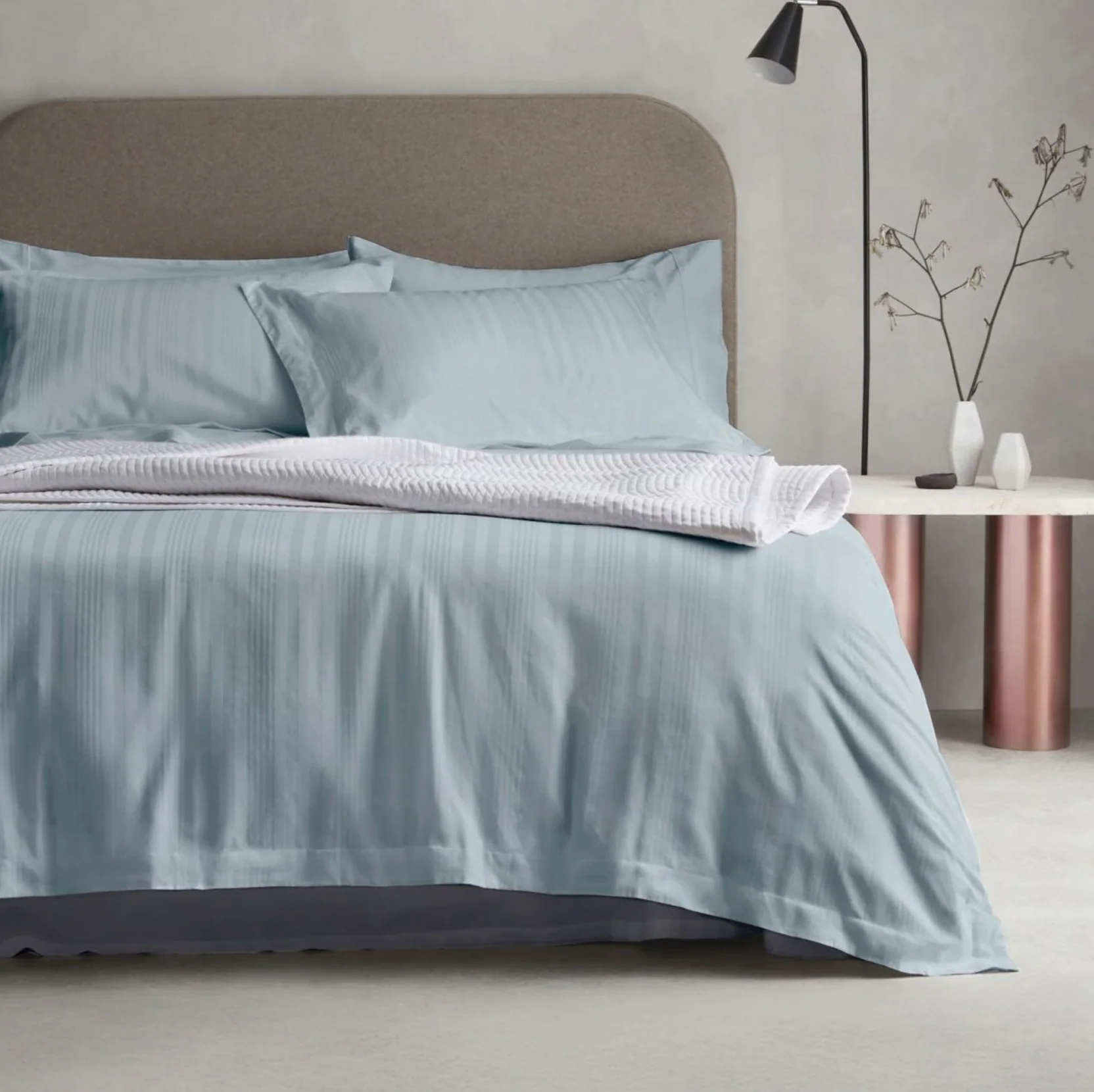 Newmark Tailored Quilt Cover Set - Image 3