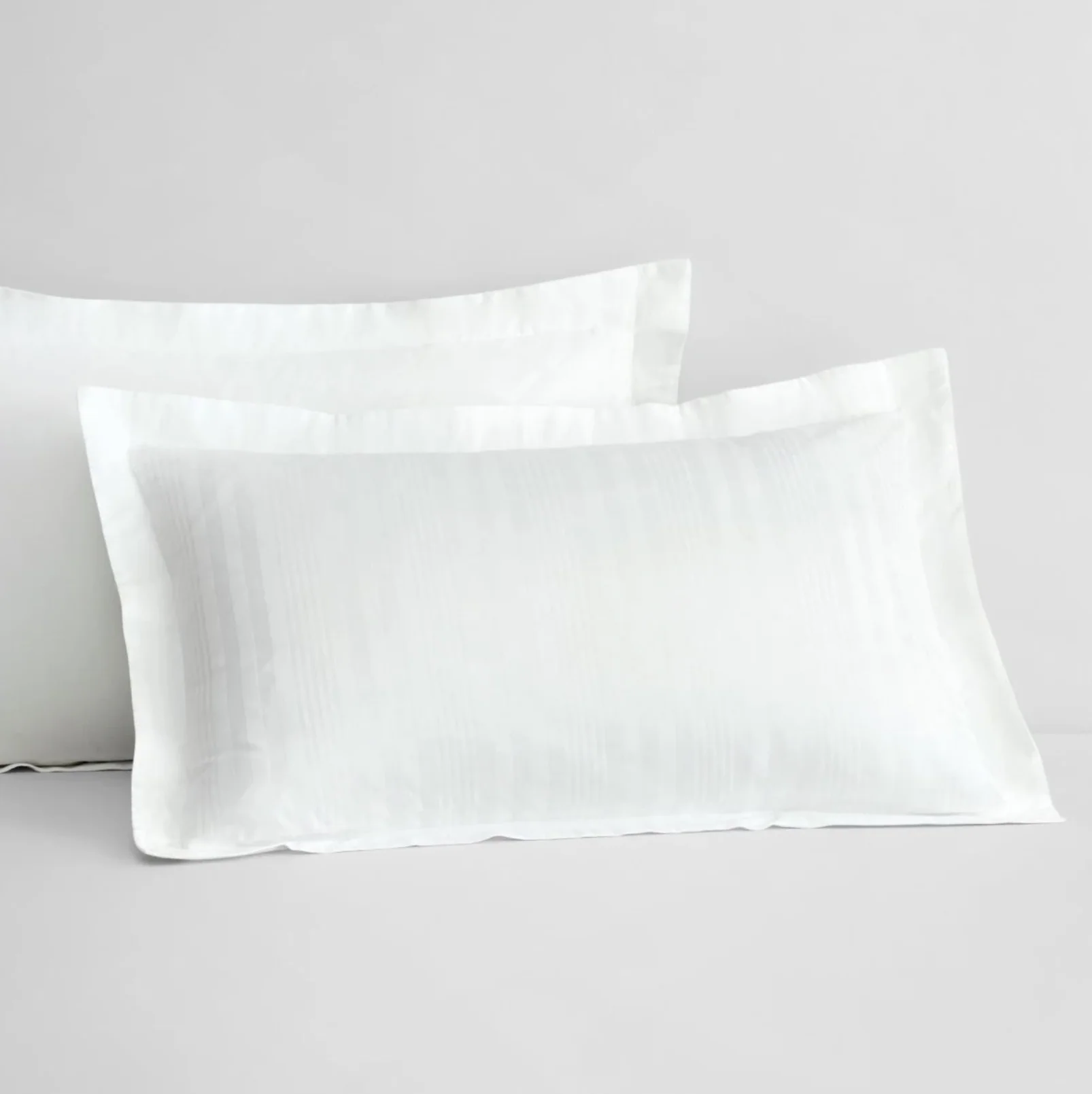 Newmark Tailored Quilt Cover Set - Image 6