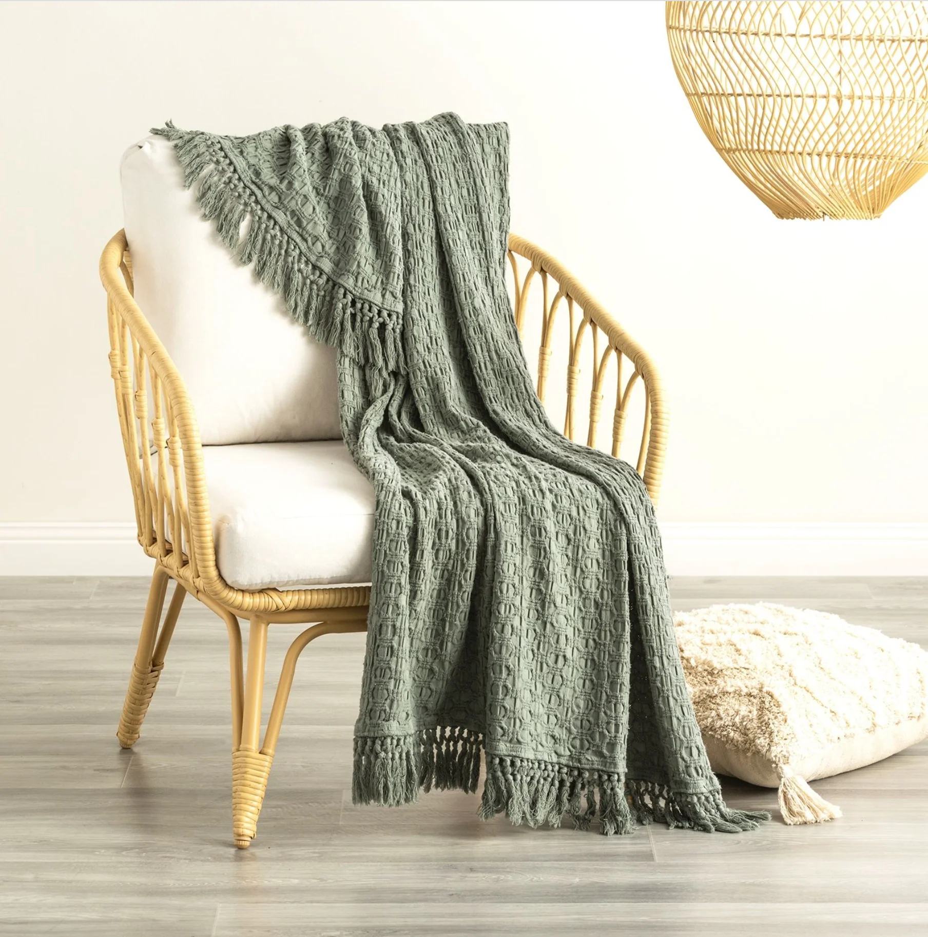 Renee Taylor Alysian Textured Throw - Image 2