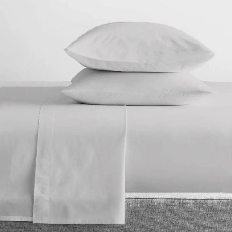 Renee Taylor 300 Thread Count 100 % Organic Cotton Sheet sets - Image 5