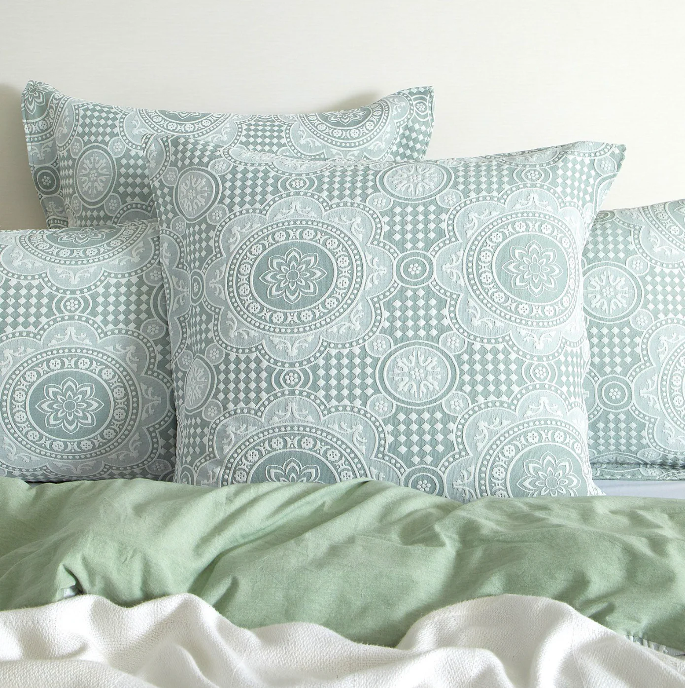Rizz Quilt Cover Set - Image 4