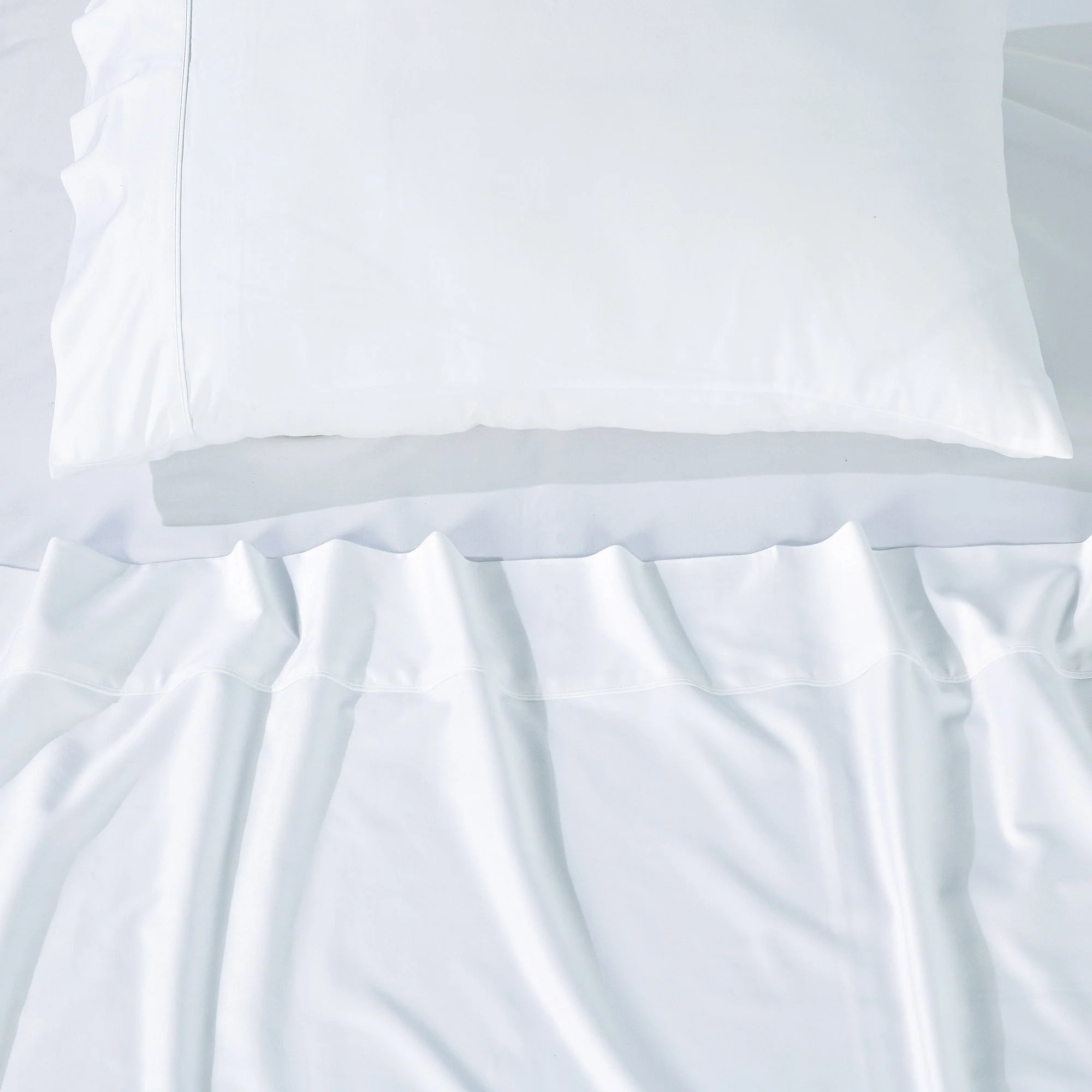 Rosebank 500 Thread Count Bamboo/Cotton Sateen Weave Queen Pillowcase (Pair) - Image 4