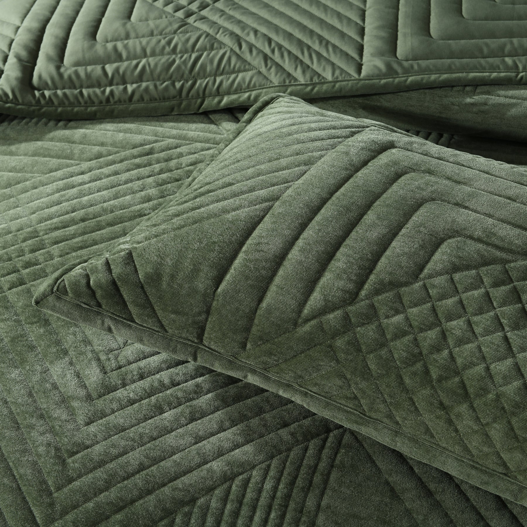 Samatra Coverlet Set olive - Image 3