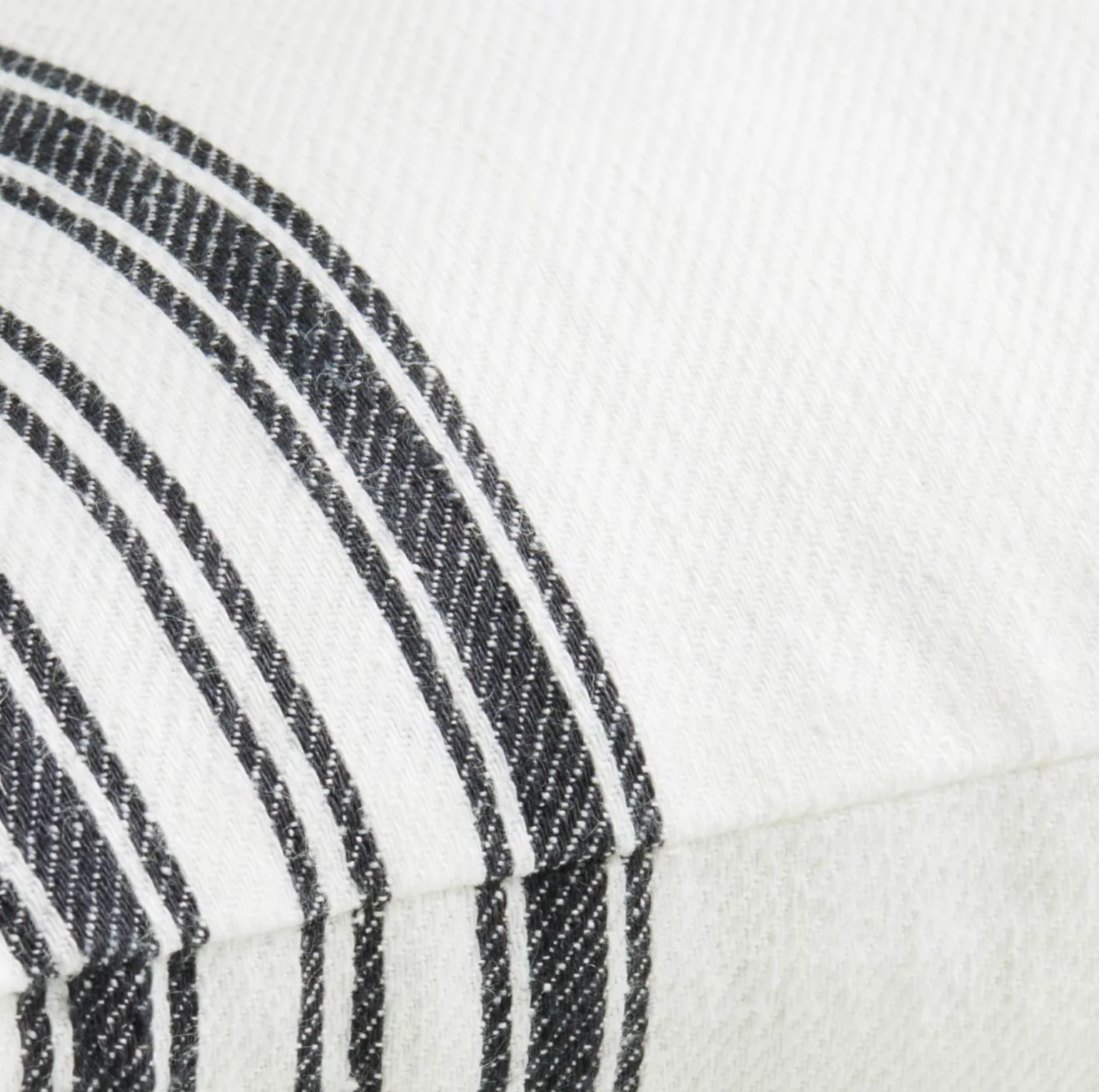 Sano Linen Breakfast Cushion - Image 3
