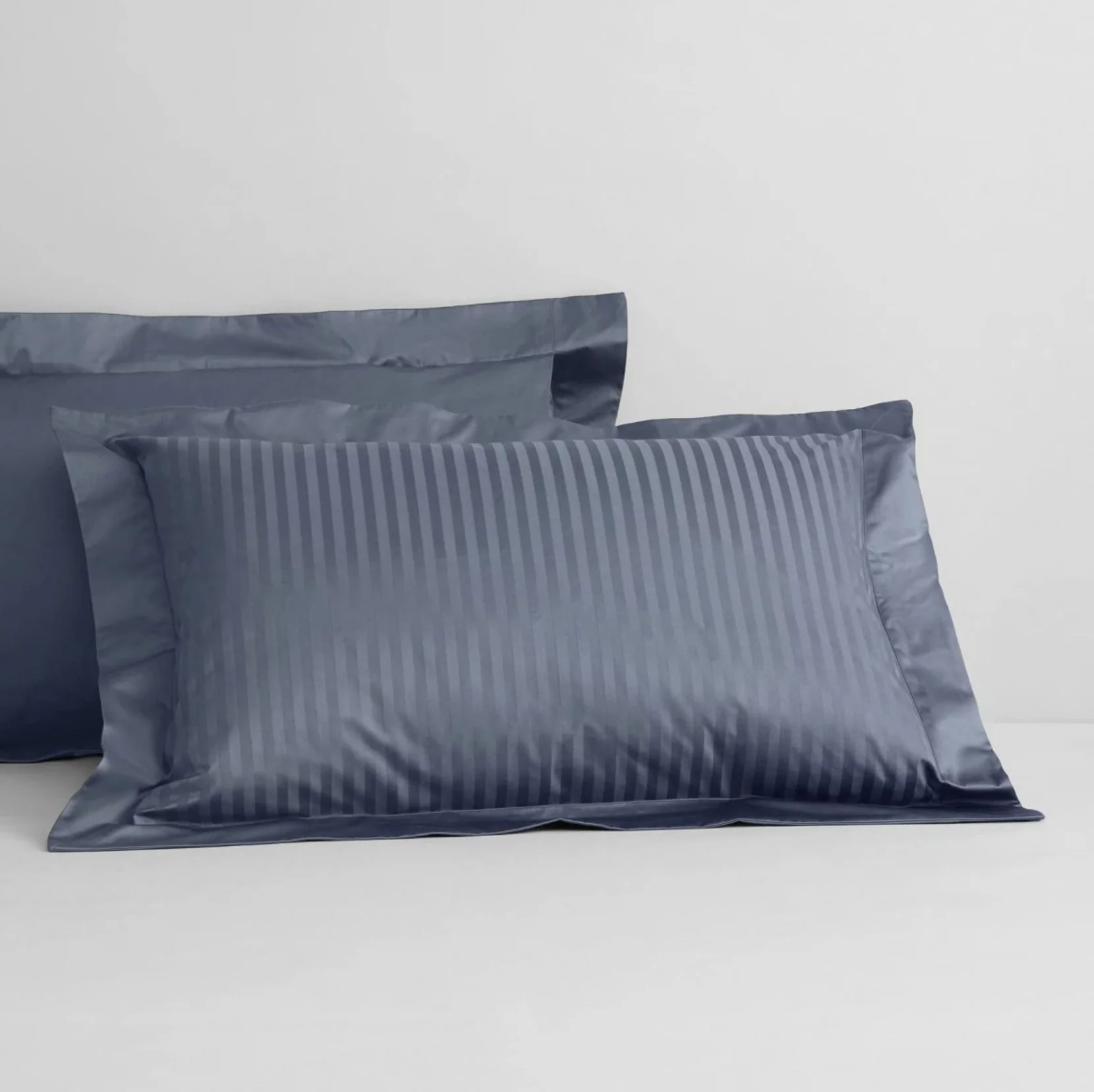 1200 Thread Count Millennia Tailored Pillowcase - Image 3