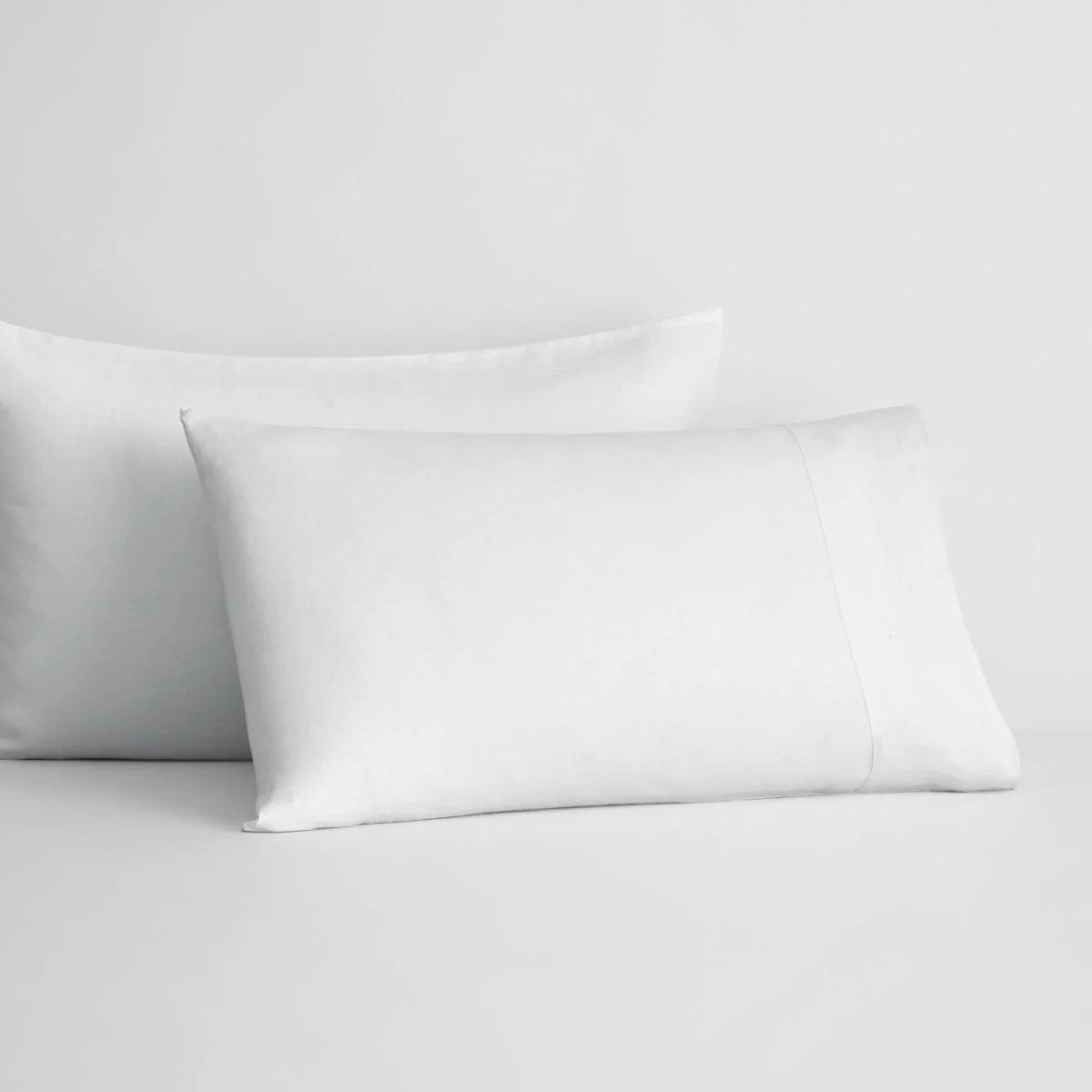 Abbotson Linen Pillowcase Pair - Image 3