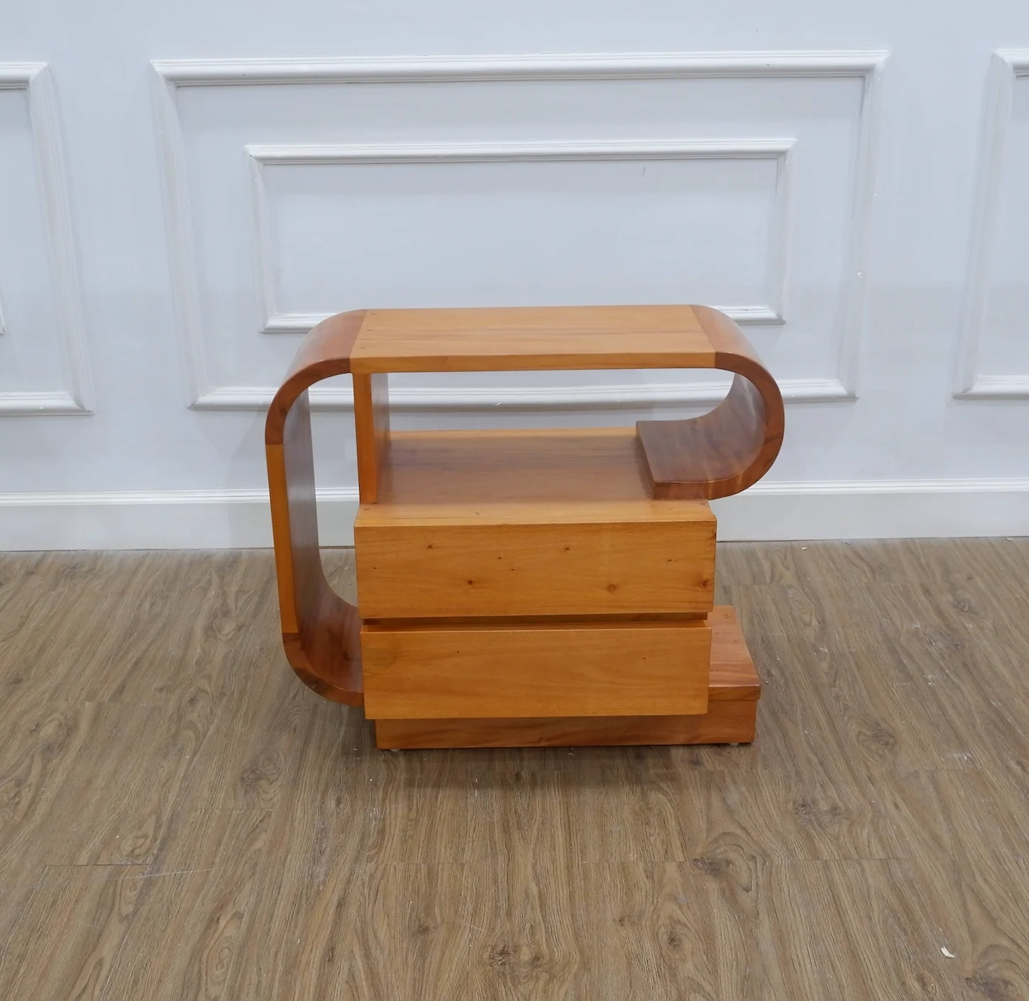 Victoria Bedside Table - Image 4